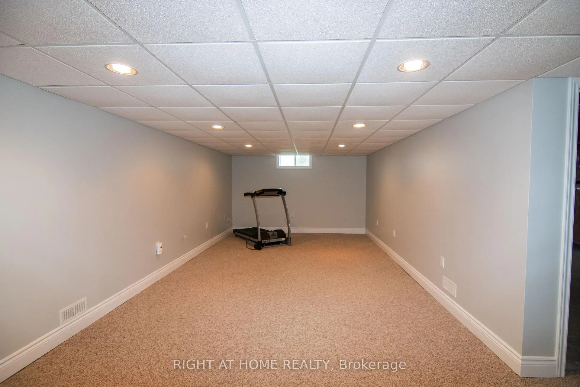 Photo 28 of 156 Gracehill Crescent, Hamilton, Rural Flamborough — HOMEH