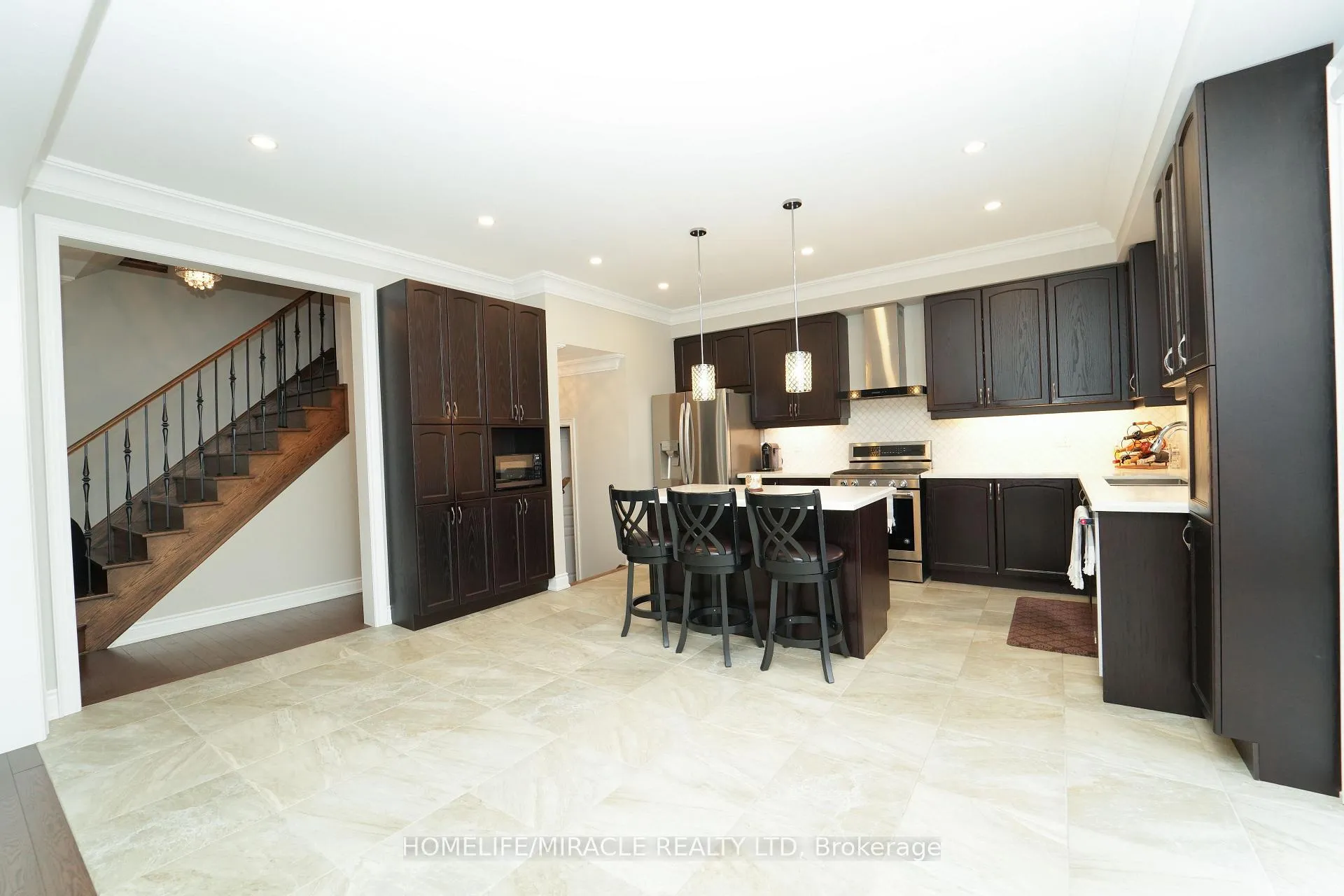 Photo 15 of 47 McKay Avenue, New Tecumseth, Tottenham — HOMEH