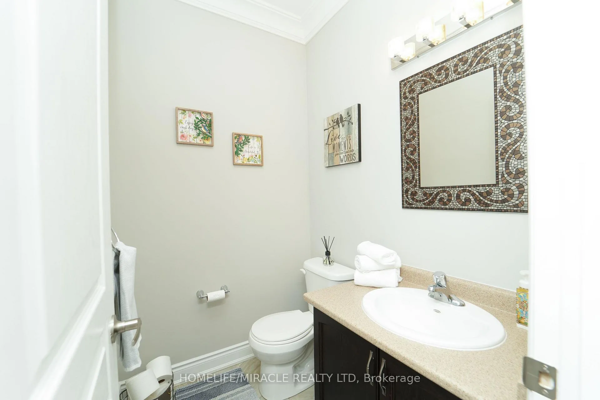 Photo 22 of 47 McKay Avenue, New Tecumseth, Tottenham — HOMEH