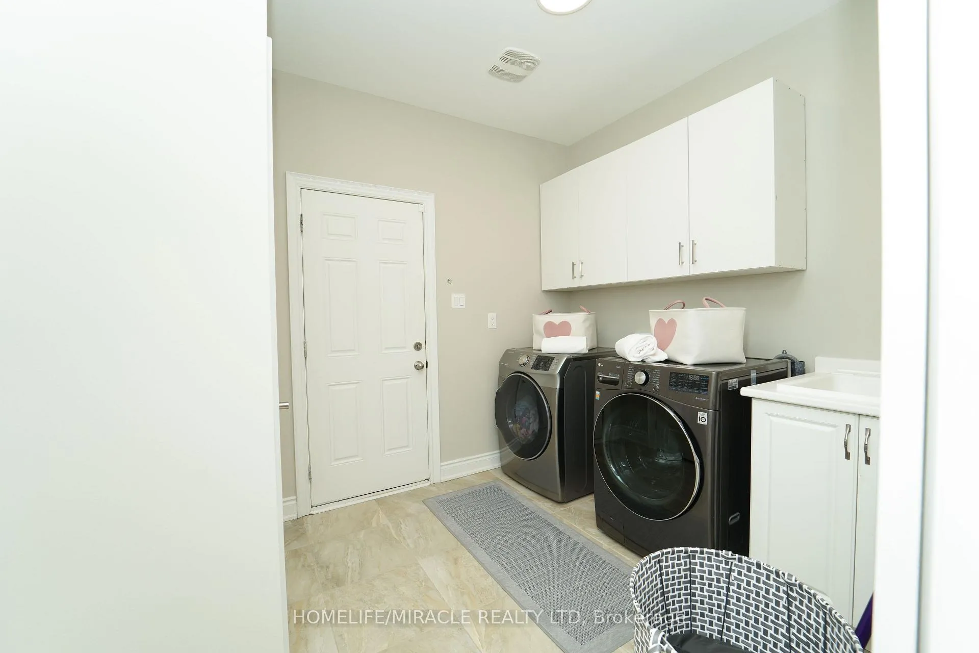 Photo 23 of 47 McKay Avenue, New Tecumseth, Tottenham — HOMEH