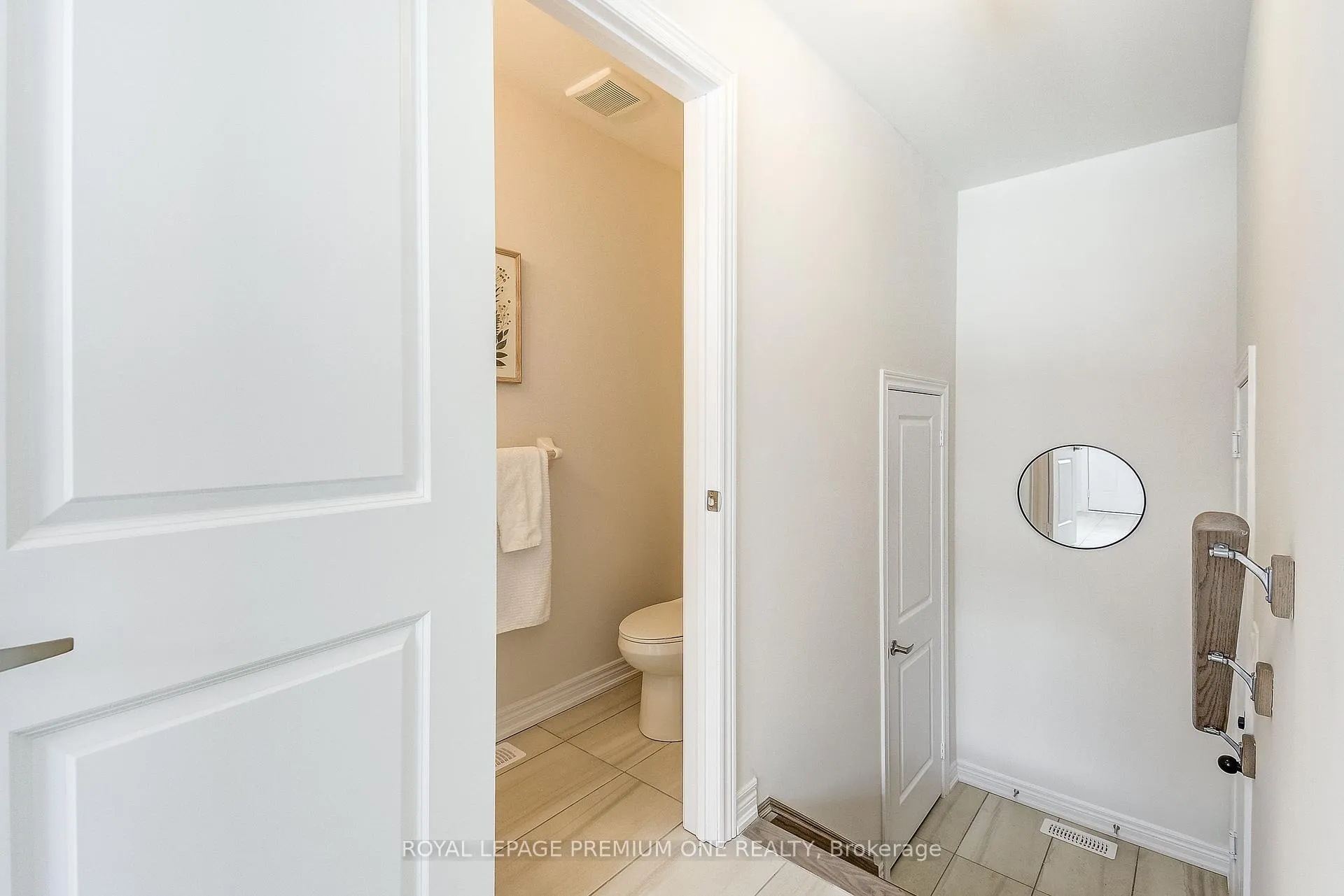 Photo 19 of 30 Hayrake Street, Brampton, Snelgrove — HOMEH