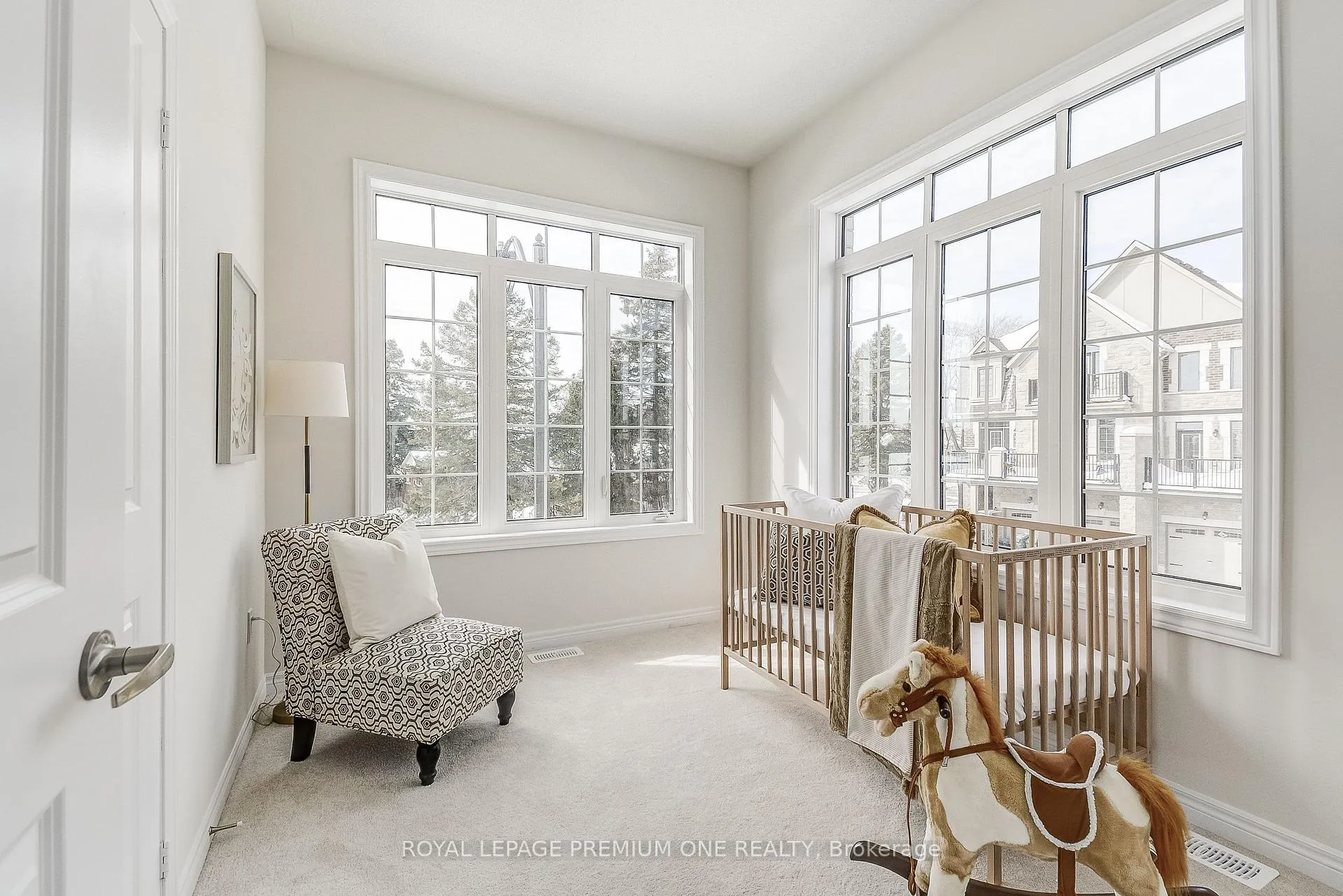 Photo 23 of 30 Hayrake Street, Brampton, Snelgrove — HOMEH