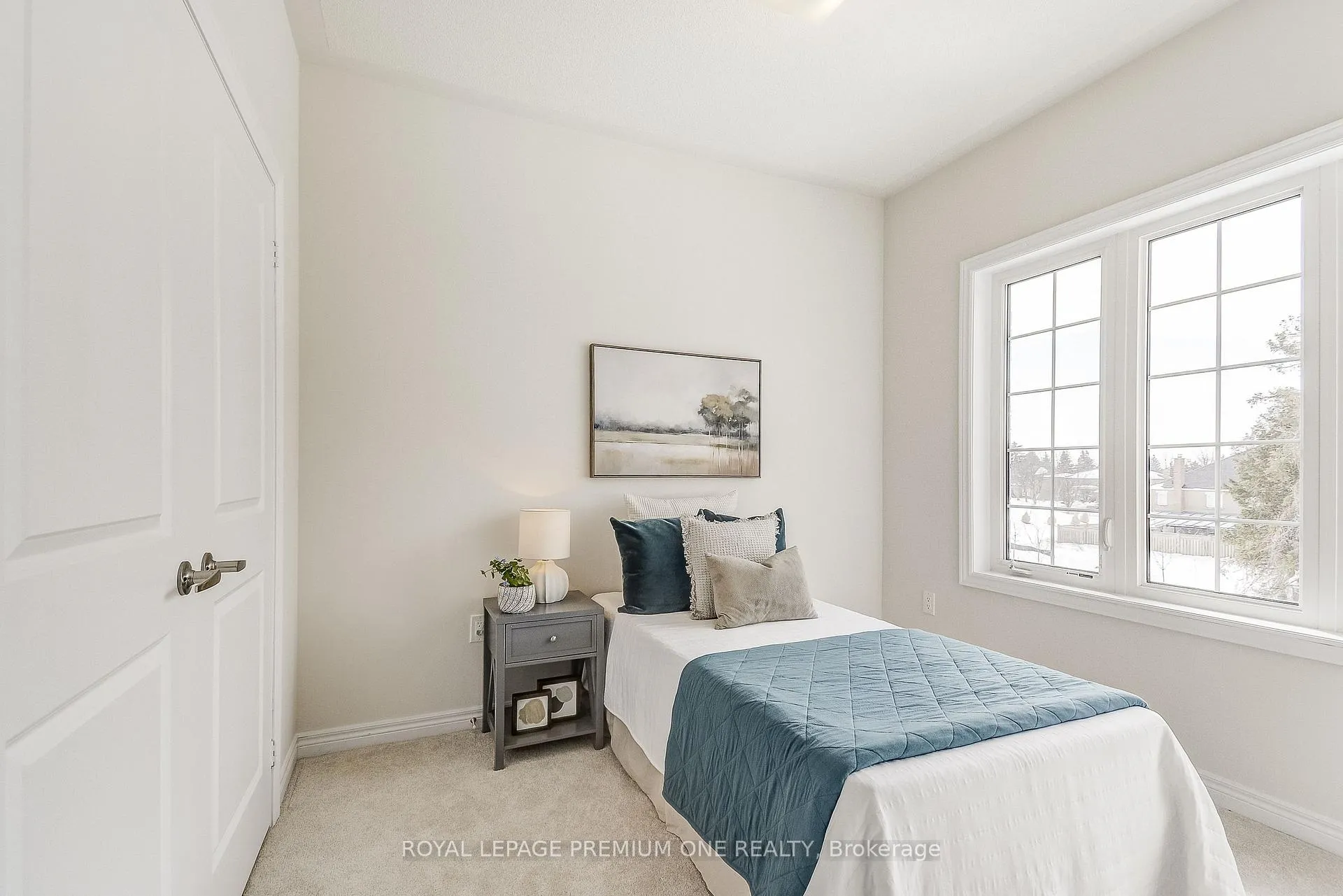 Photo 24 of 30 Hayrake Street, Brampton, Snelgrove — HOMEH