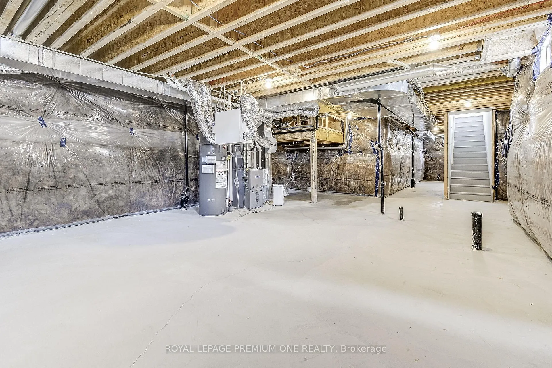 Photo 37 of 30 Hayrake Street, Brampton, Snelgrove — HOMEH