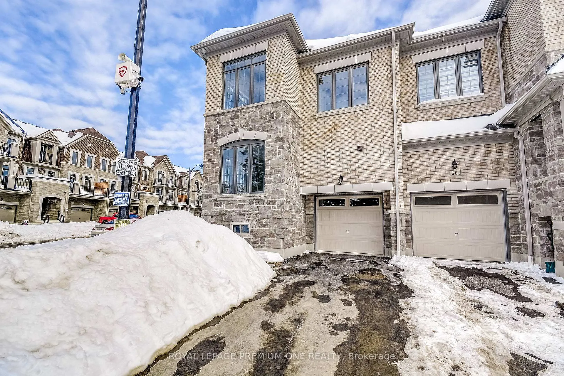 Photo 39 of 30 Hayrake Street, Brampton, Snelgrove — HOMEH