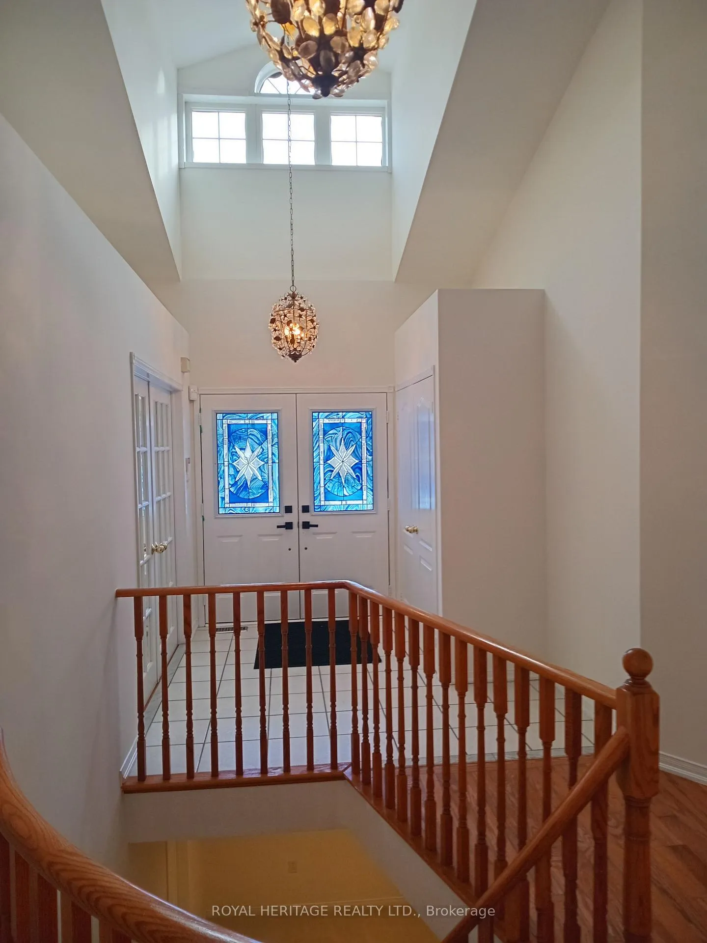 Photo 2 of 16 Corridale Avenue, Whitby, Brooklin — HOMEH