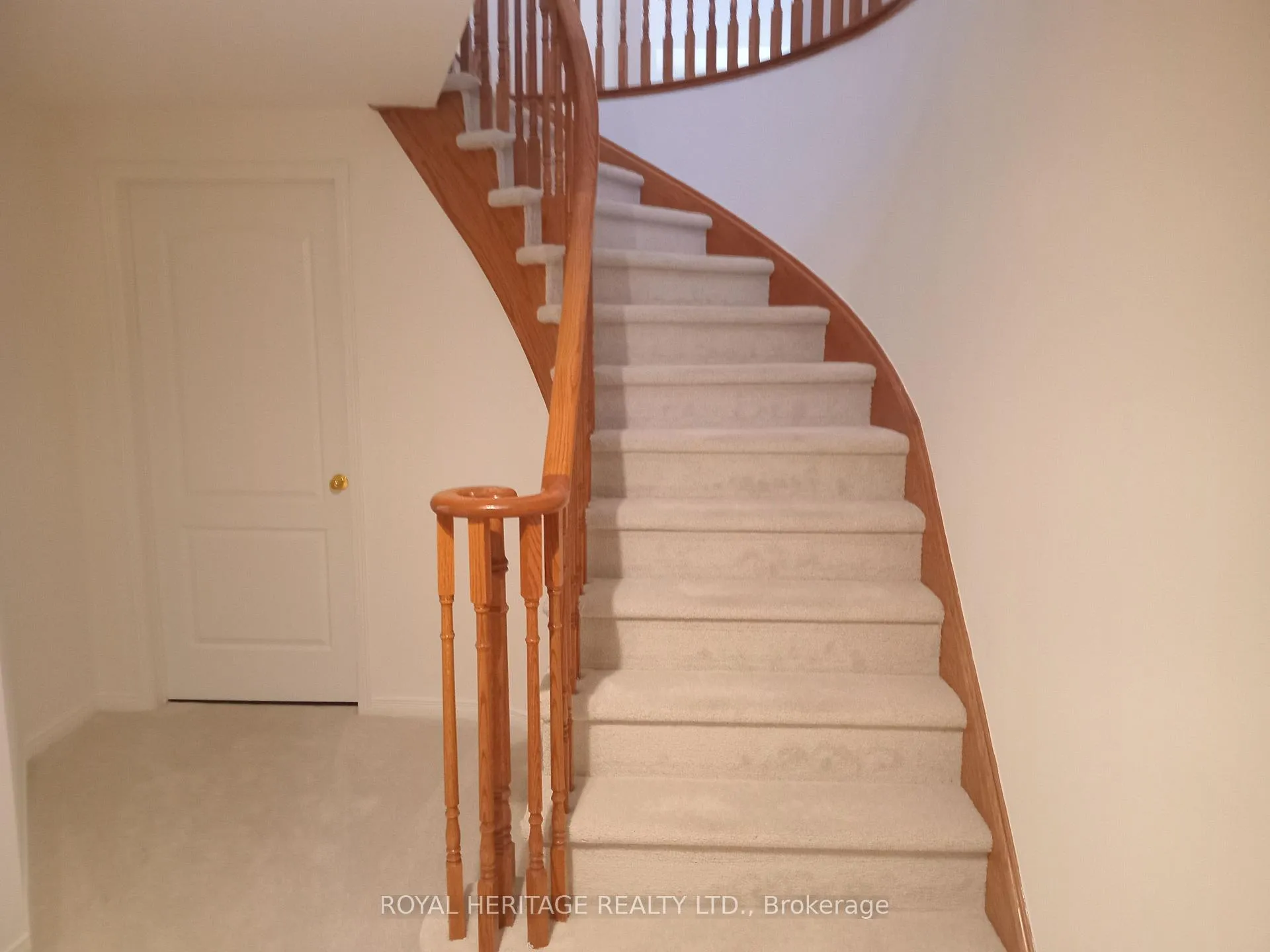 Photo 17 of 16 Corridale Avenue, Whitby, Brooklin — HOMEH
