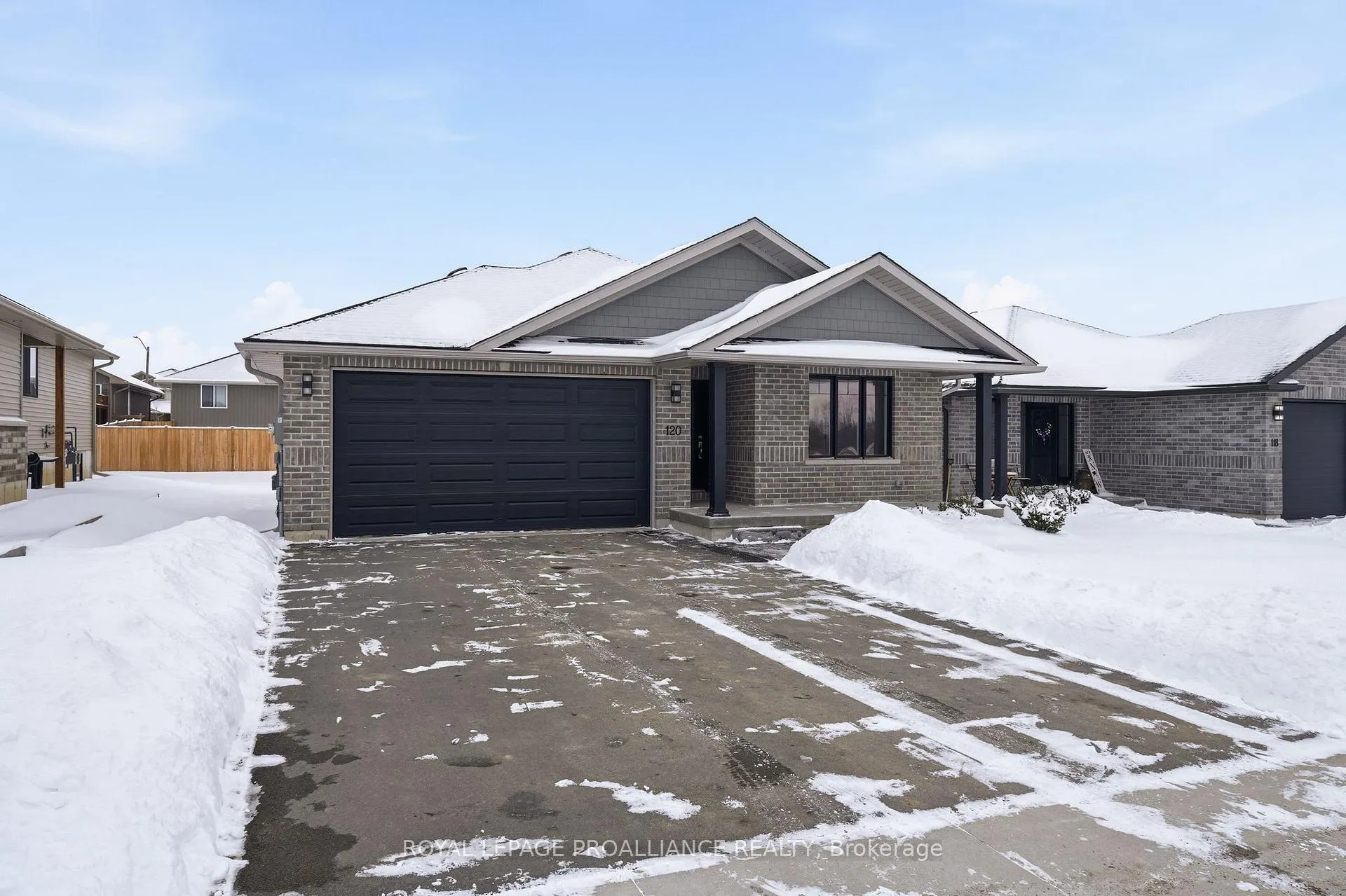 Photo 4 of 120 Hastings Park Drive, Belleville, Belleville Ward — HOMEH