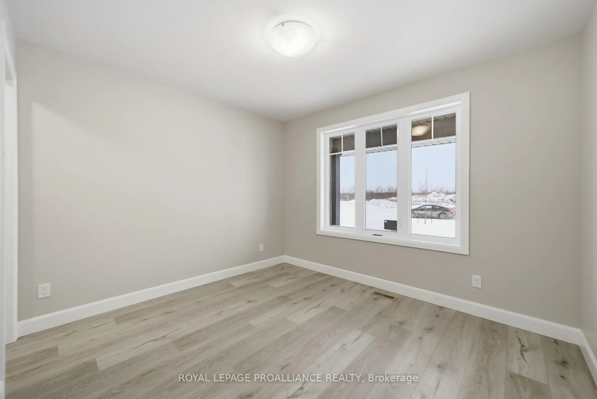 Photo 9 of 120 Hastings Park Drive, Belleville, Belleville Ward — HOMEH