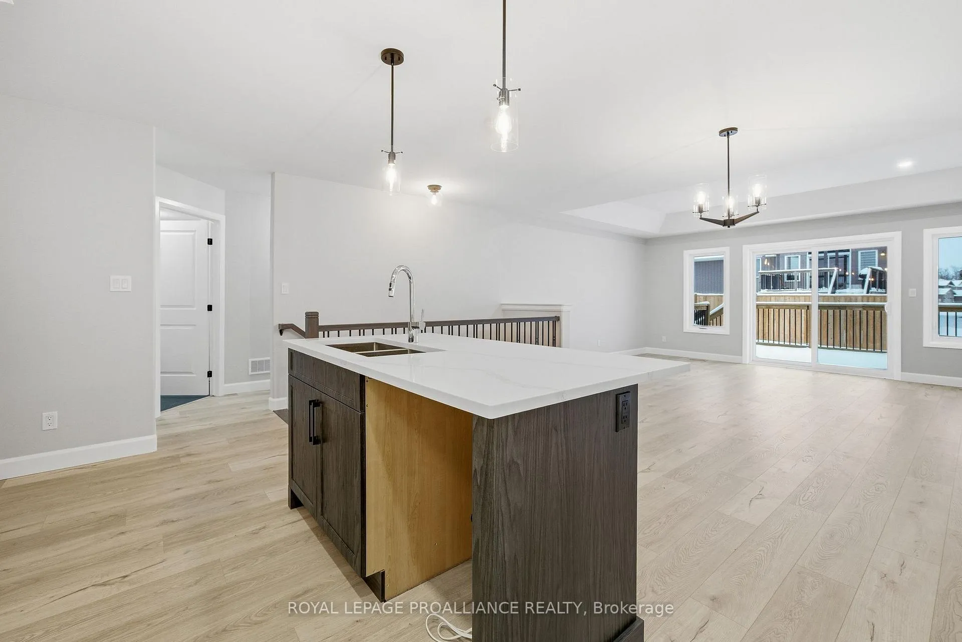 Photo 15 of 120 Hastings Park Drive, Belleville, Belleville Ward — HOMEH