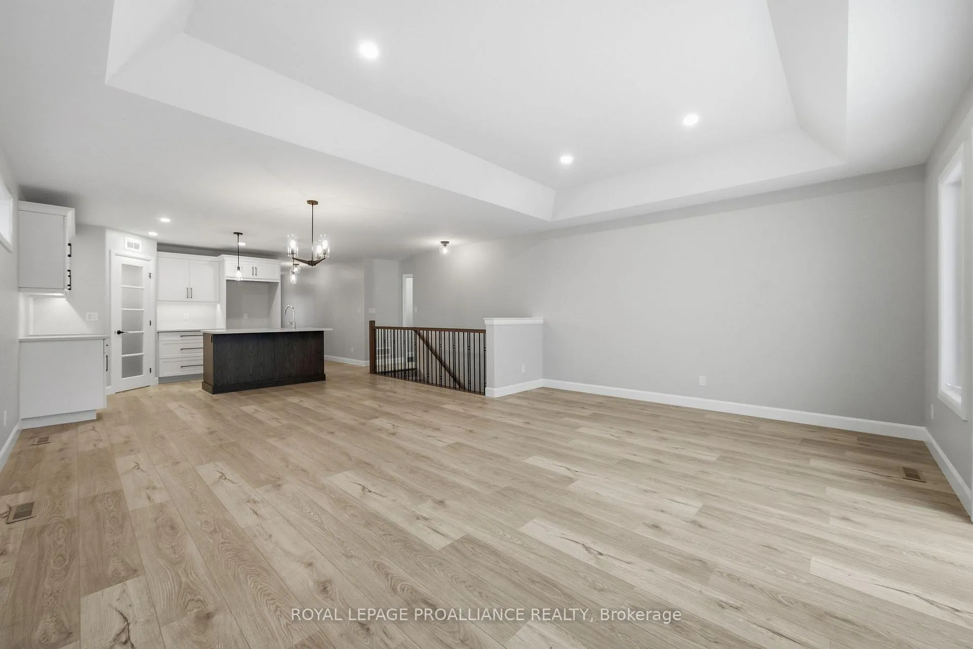 Photo 19 of 120 Hastings Park Drive, Belleville, Belleville Ward — HOMEH