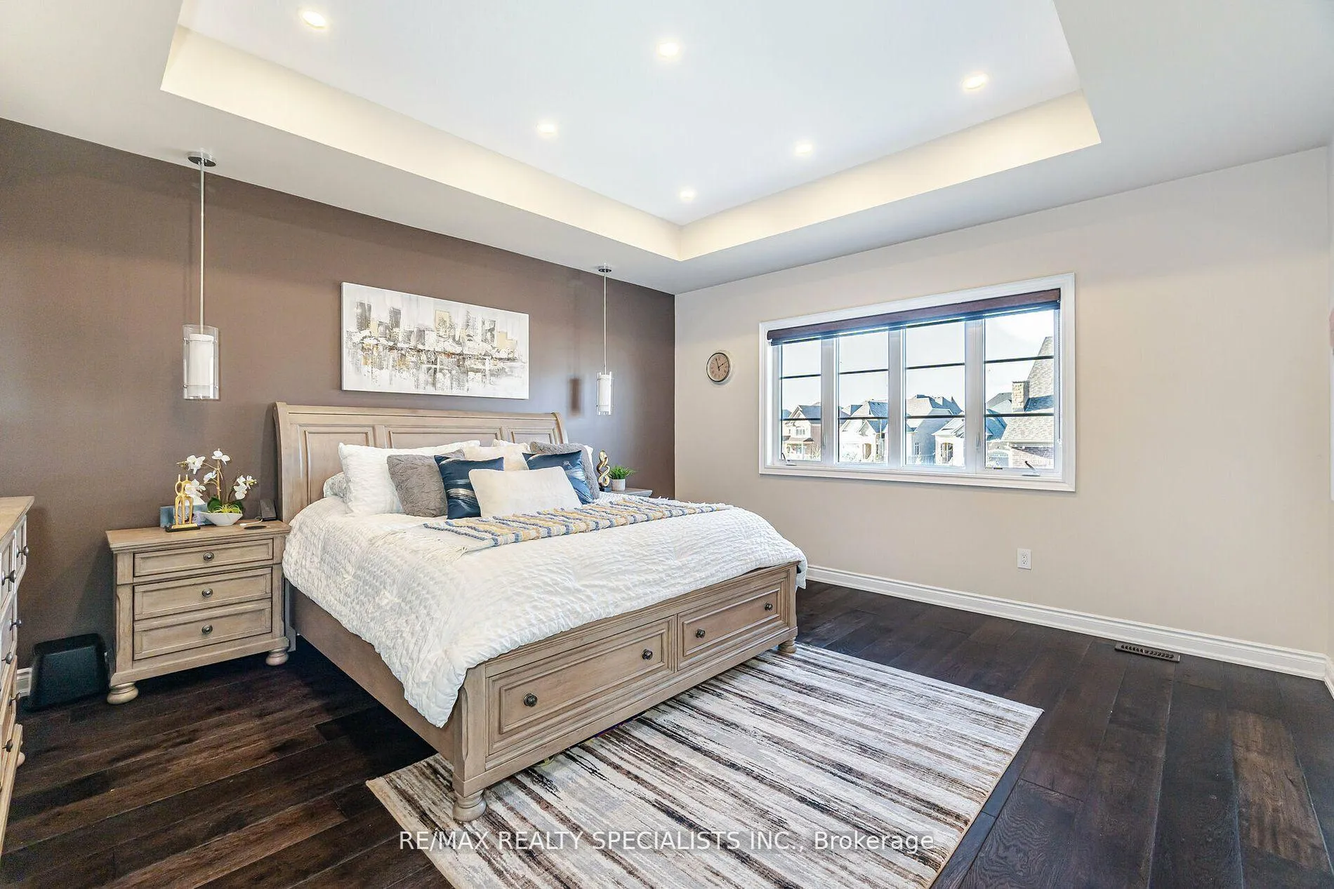 Photo 18 of 8 Herringbone Crescent, Brampton, Toronto Gore Rural Estate — HOMEH