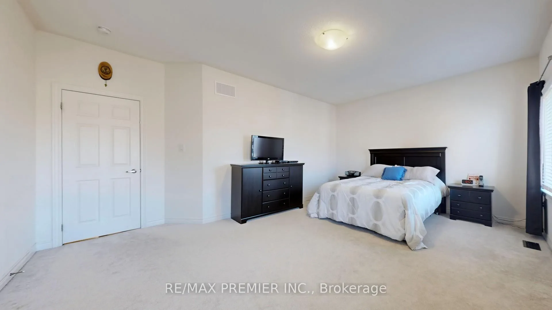 Photo 21 of 288 Elbern Markell Drive, Brampton, Credit Valley — HOMEH