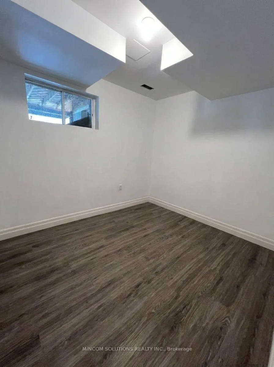 Photo 4 of Unit lower, 20 Park Road, Tiny, Rural Tiny — HOMEH