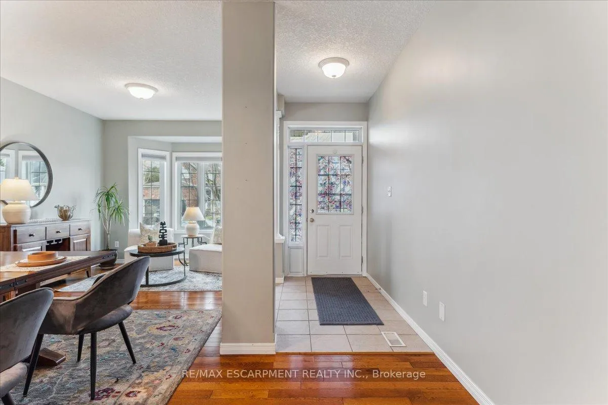 Photo 2 of 67 Ferris Drive, Wellesley — HOMEH