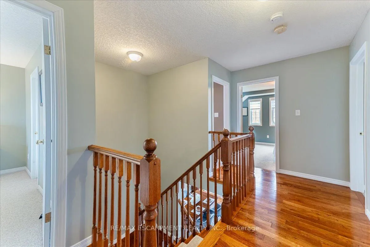 Photo 17 of 67 Ferris Drive, Wellesley — HOMEH