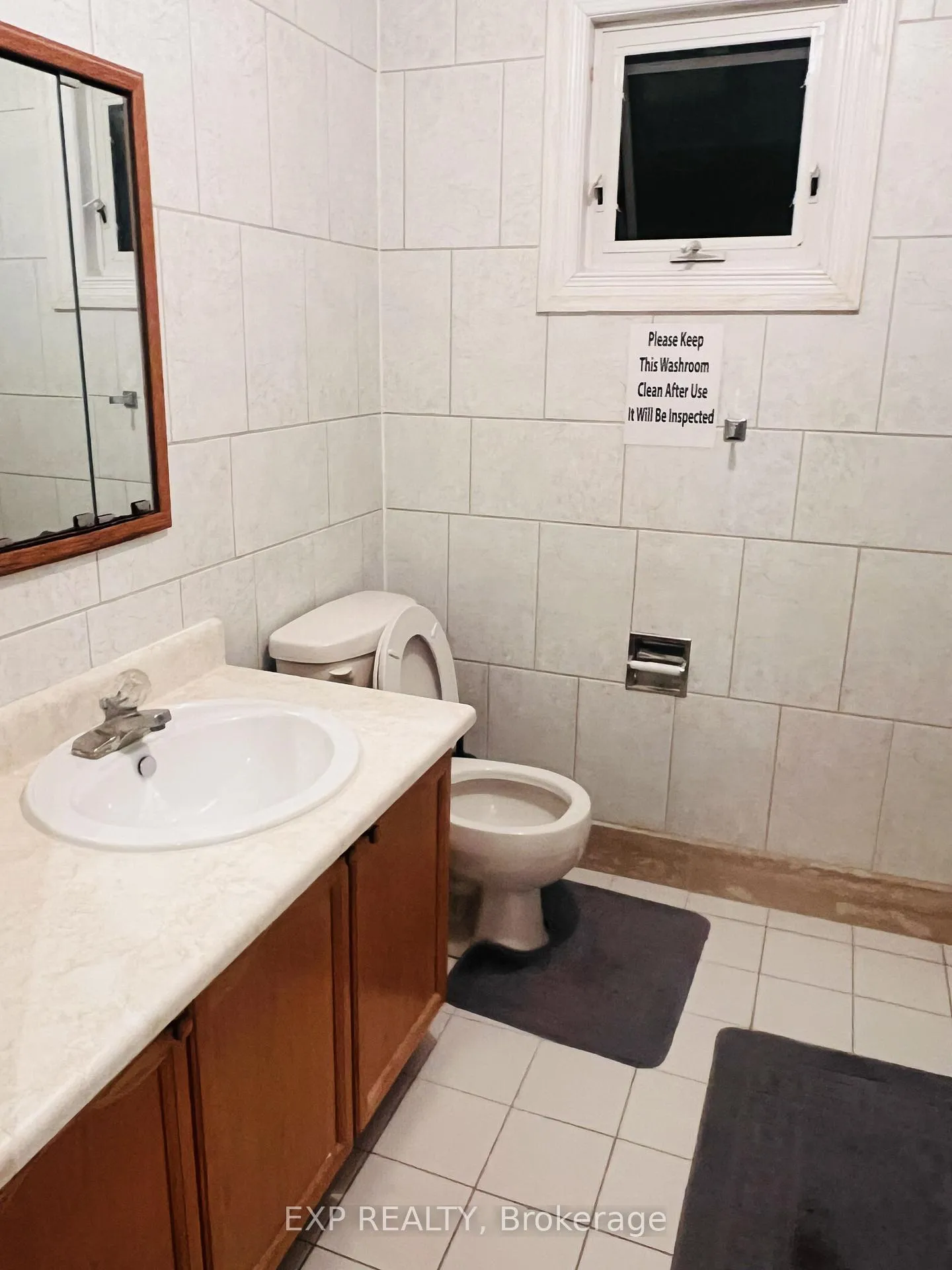 Photo 4 of 153 Fifefield Drive, Vaughan, Maple — HOMEH