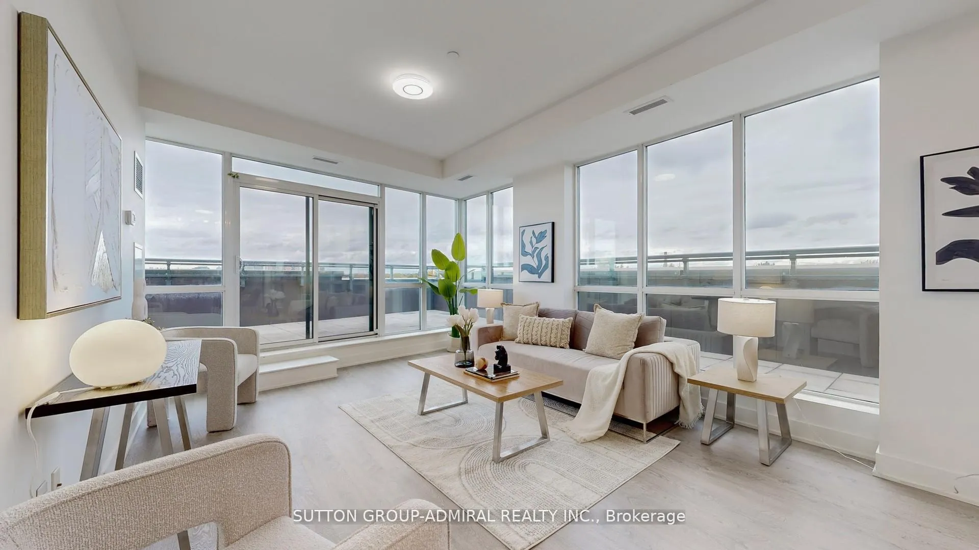 Photo 1 of Unit PH11, 7608 Yonge Street, Vaughan, Crestwood-Springfarm-Yorkhill — HOMEH