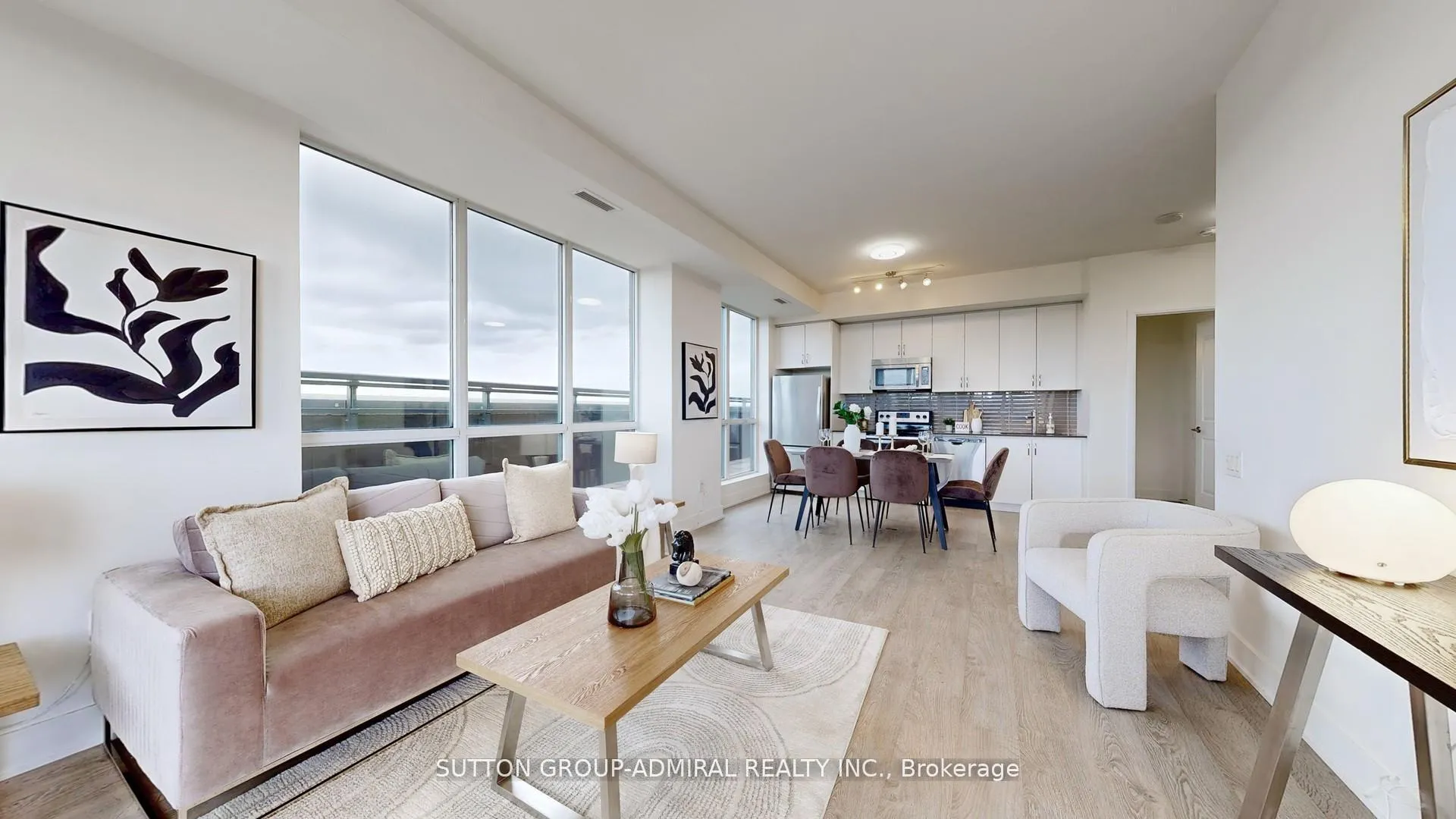 Photo 5 of Unit PH11, 7608 Yonge Street, Vaughan, Crestwood-Springfarm-Yorkhill — HOMEH