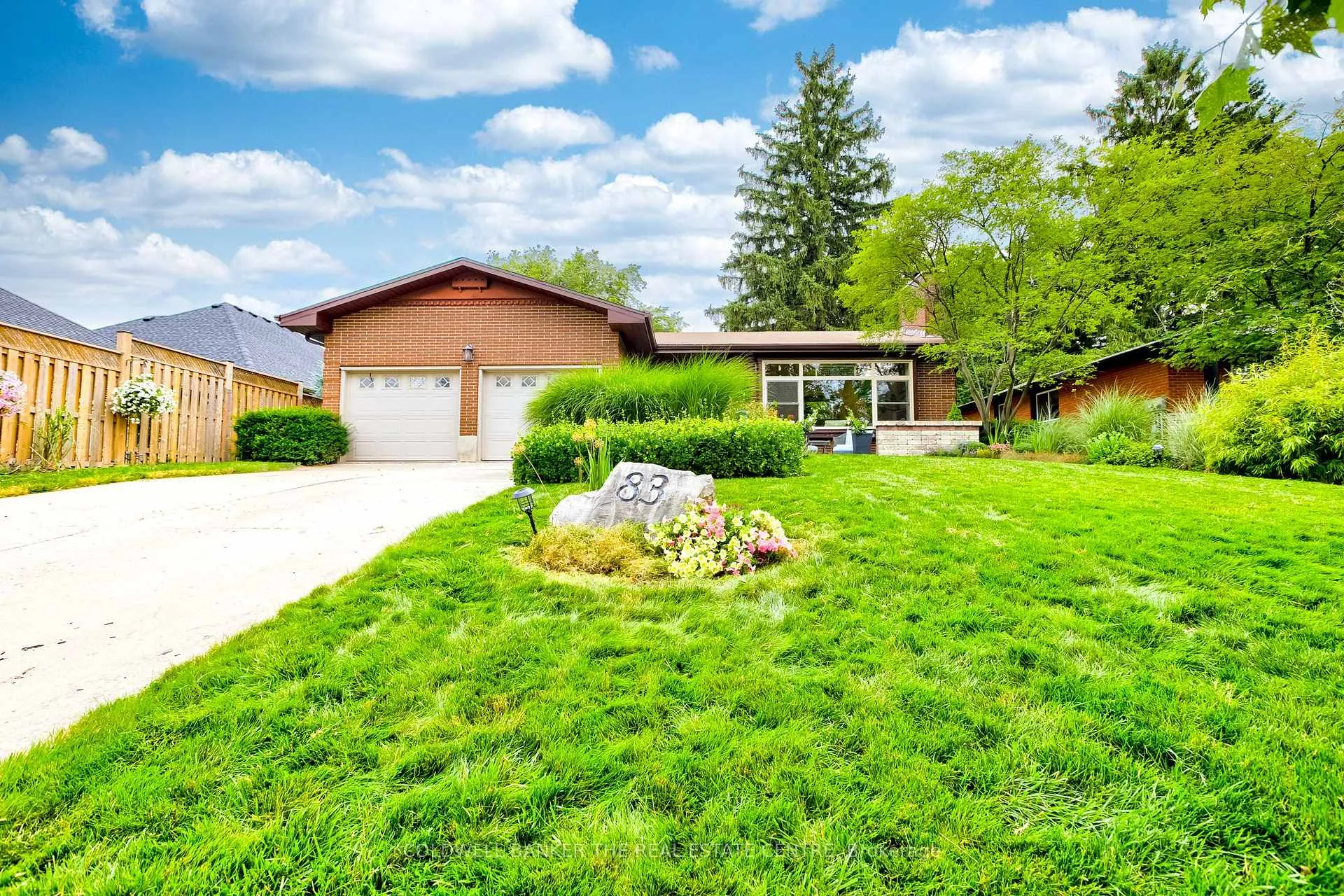 Photo 2 of 83 Inwood Crescent, Kitchener — HOMEH