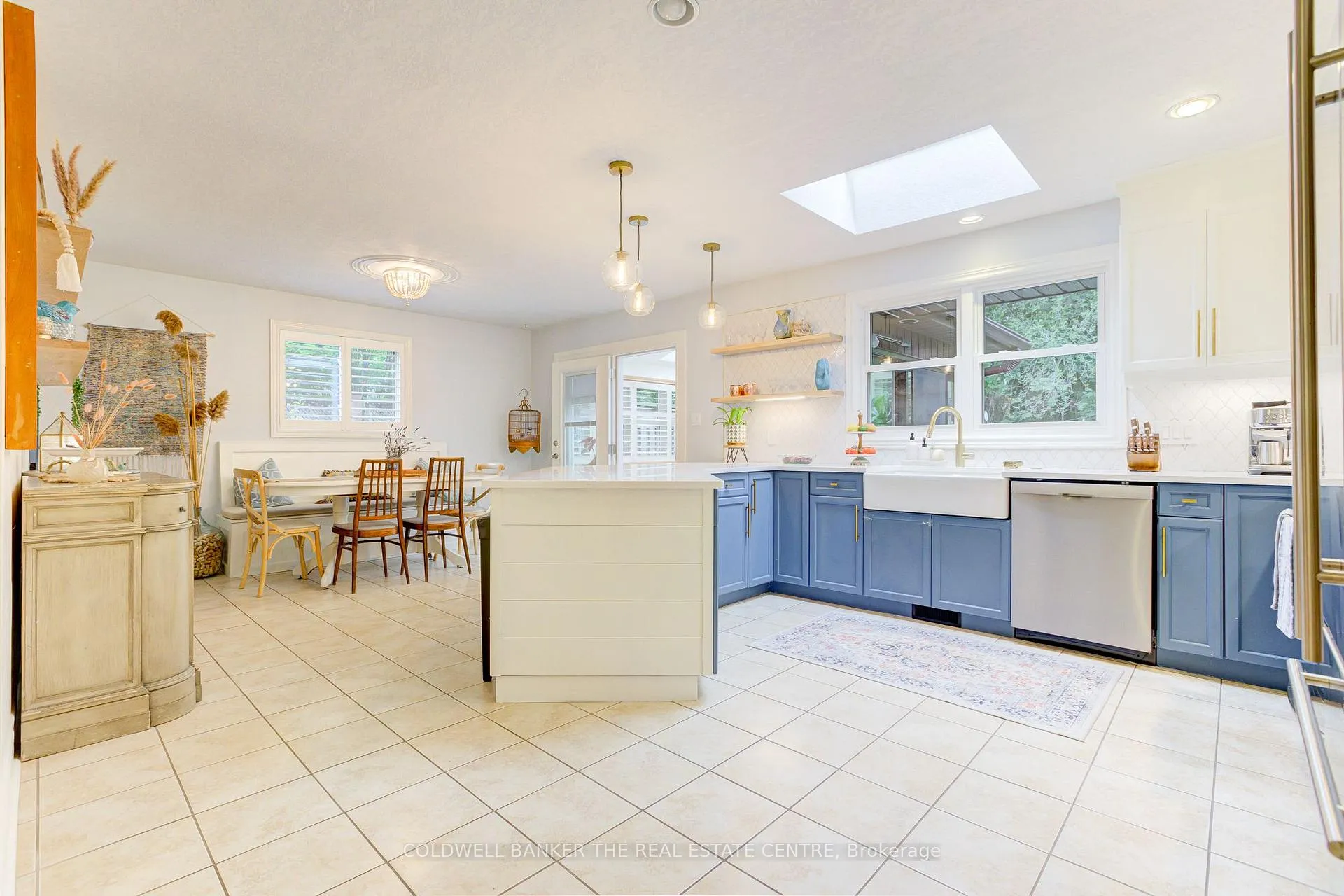 Photo 11 of 83 Inwood Crescent, Kitchener — HOMEH