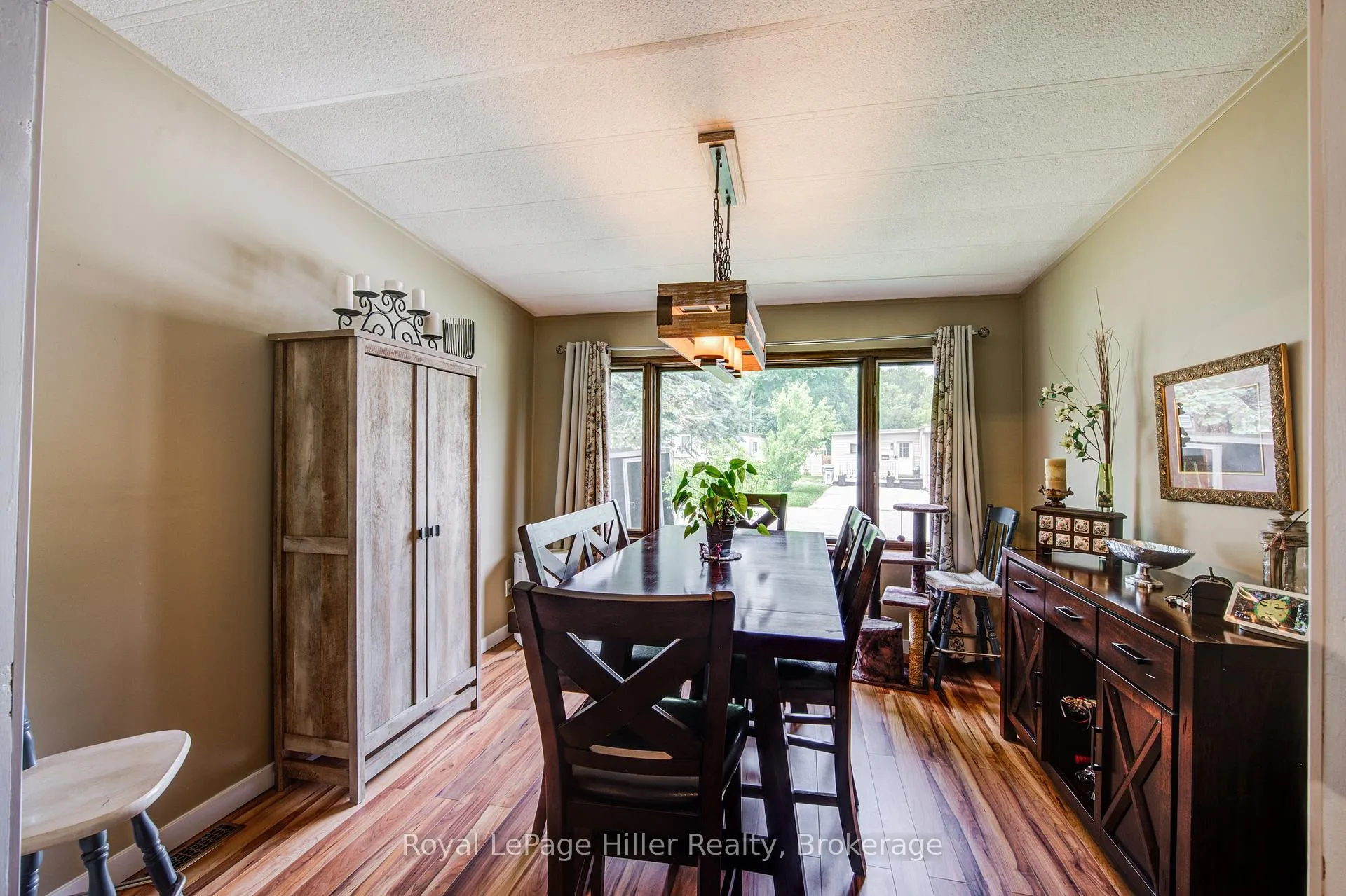 Photo 9 of 174 Birch Street, Perth East, Crystal Lake — HOMEH