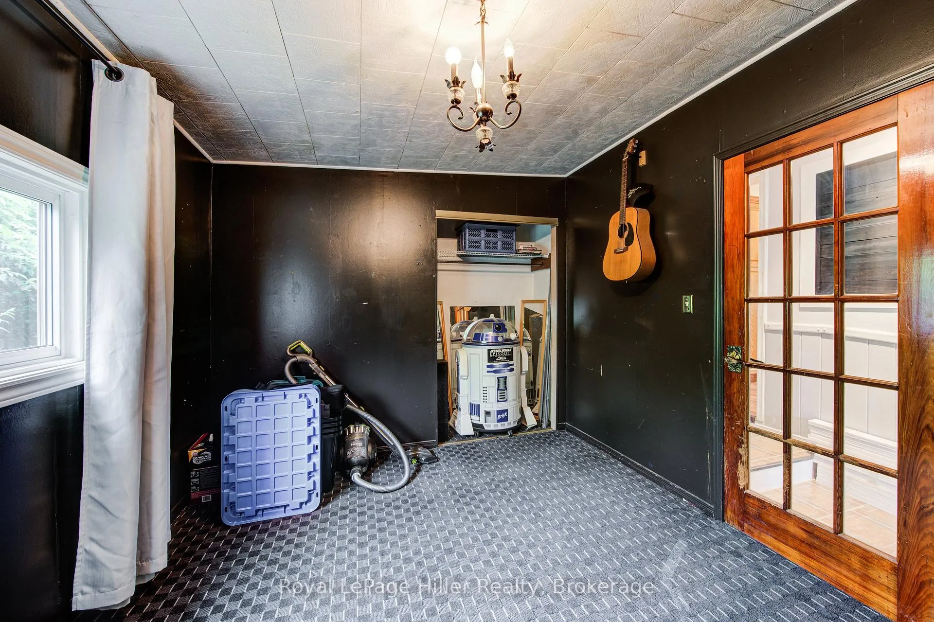 Photo 15 of 174 Birch Street, Perth East, Crystal Lake — HOMEH