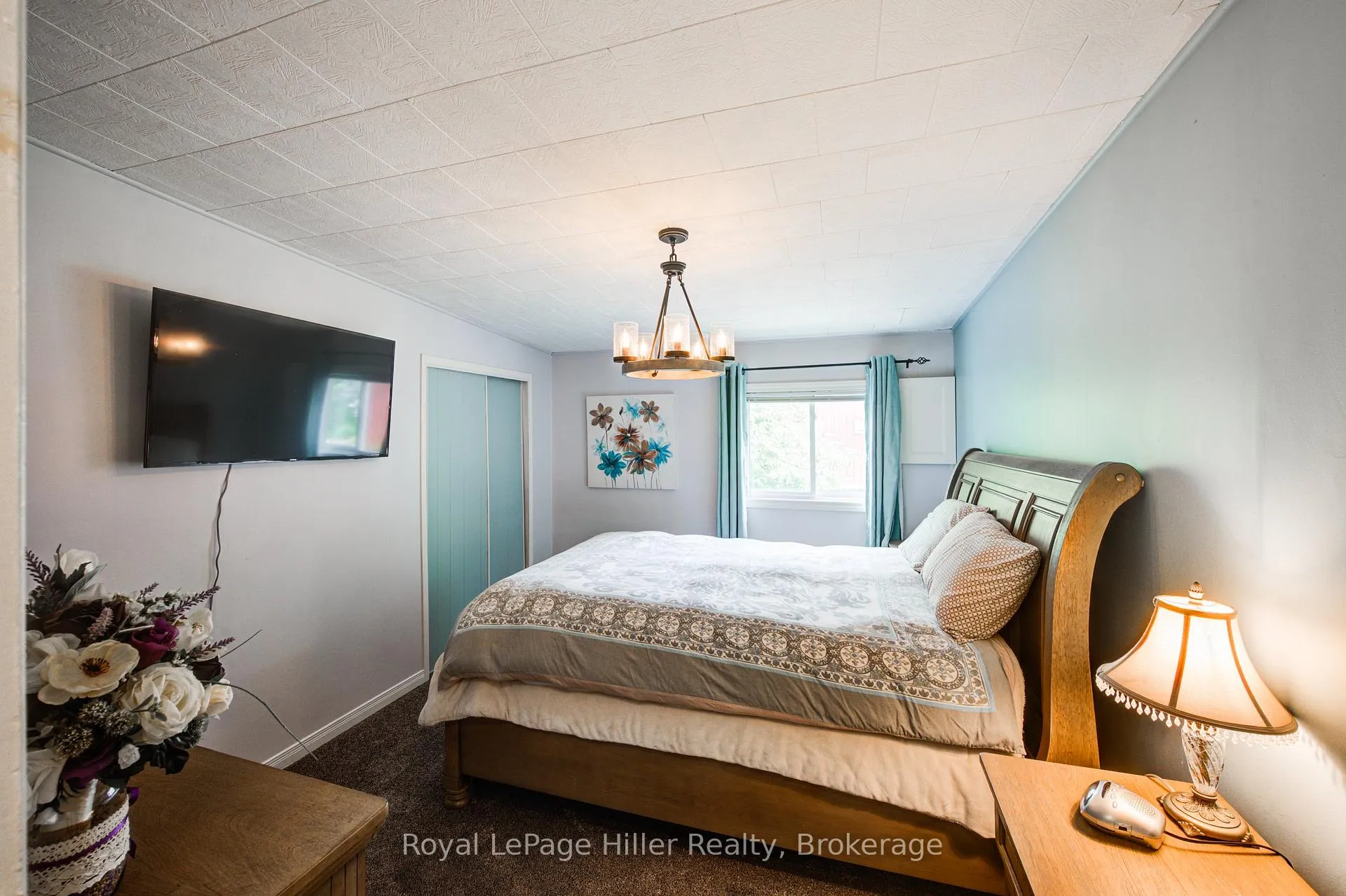 Photo 18 of 174 Birch Street, Perth East, Crystal Lake — HOMEH