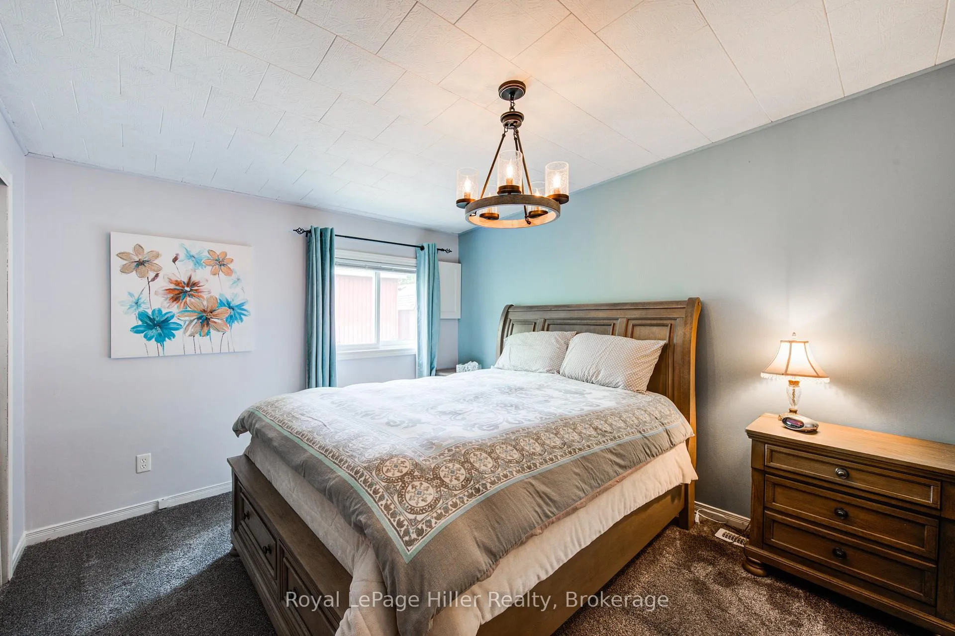 Photo 19 of 174 Birch Street, Perth East, Crystal Lake — HOMEH