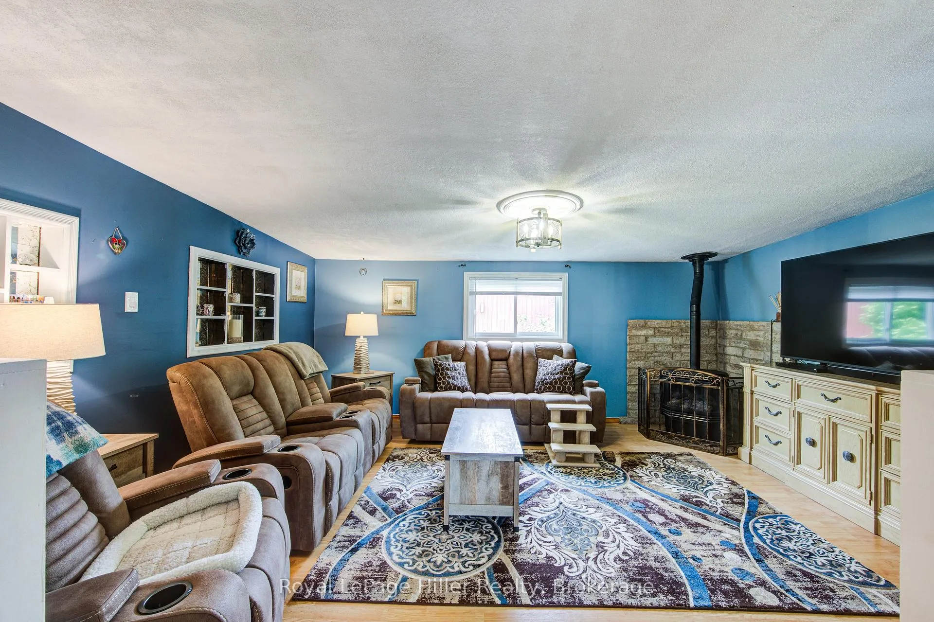 Photo 29 of 174 Birch Street, Perth East, Crystal Lake — HOMEH