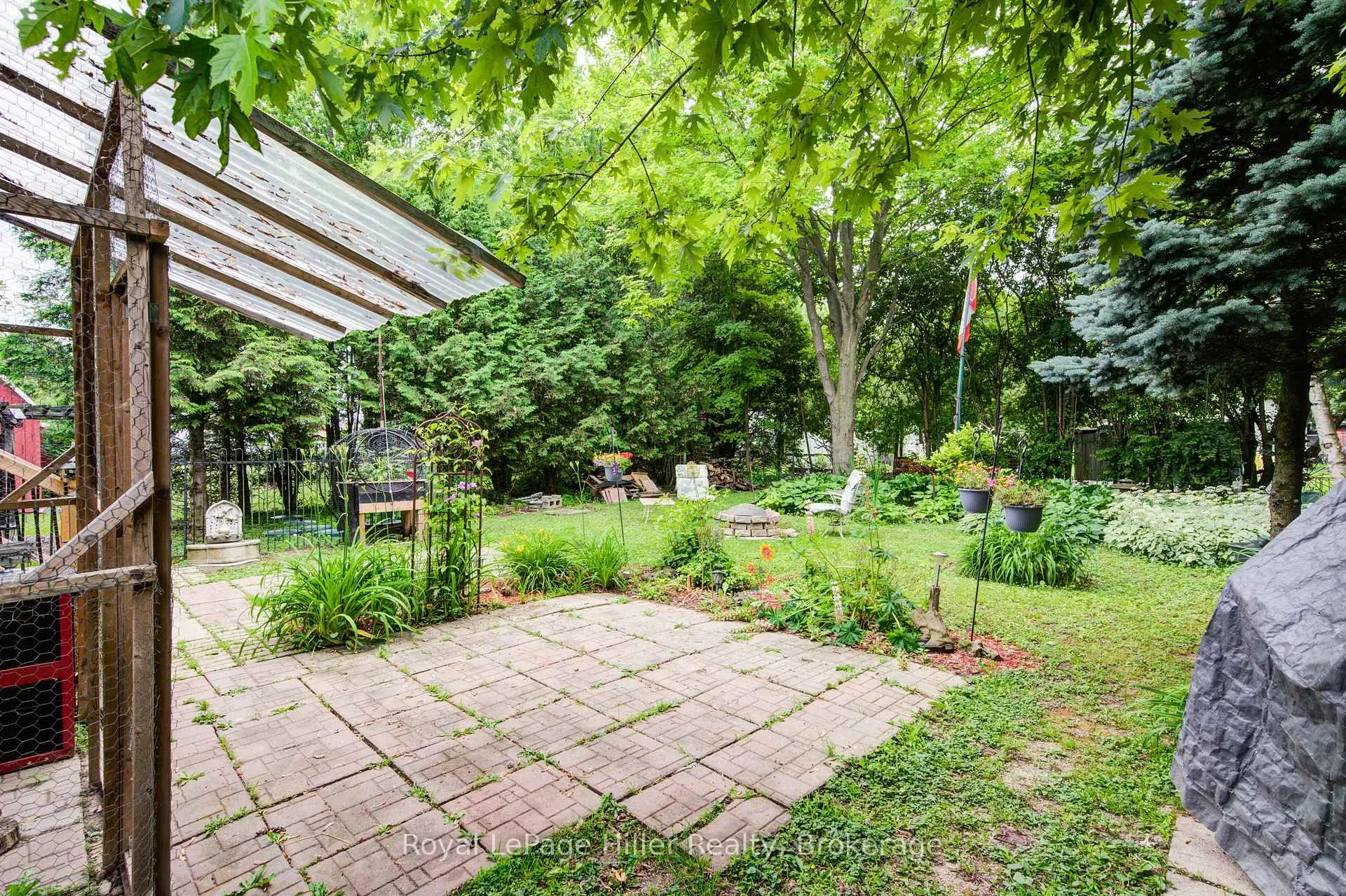 Photo 33 of 174 Birch Street, Perth East, Crystal Lake — HOMEH
