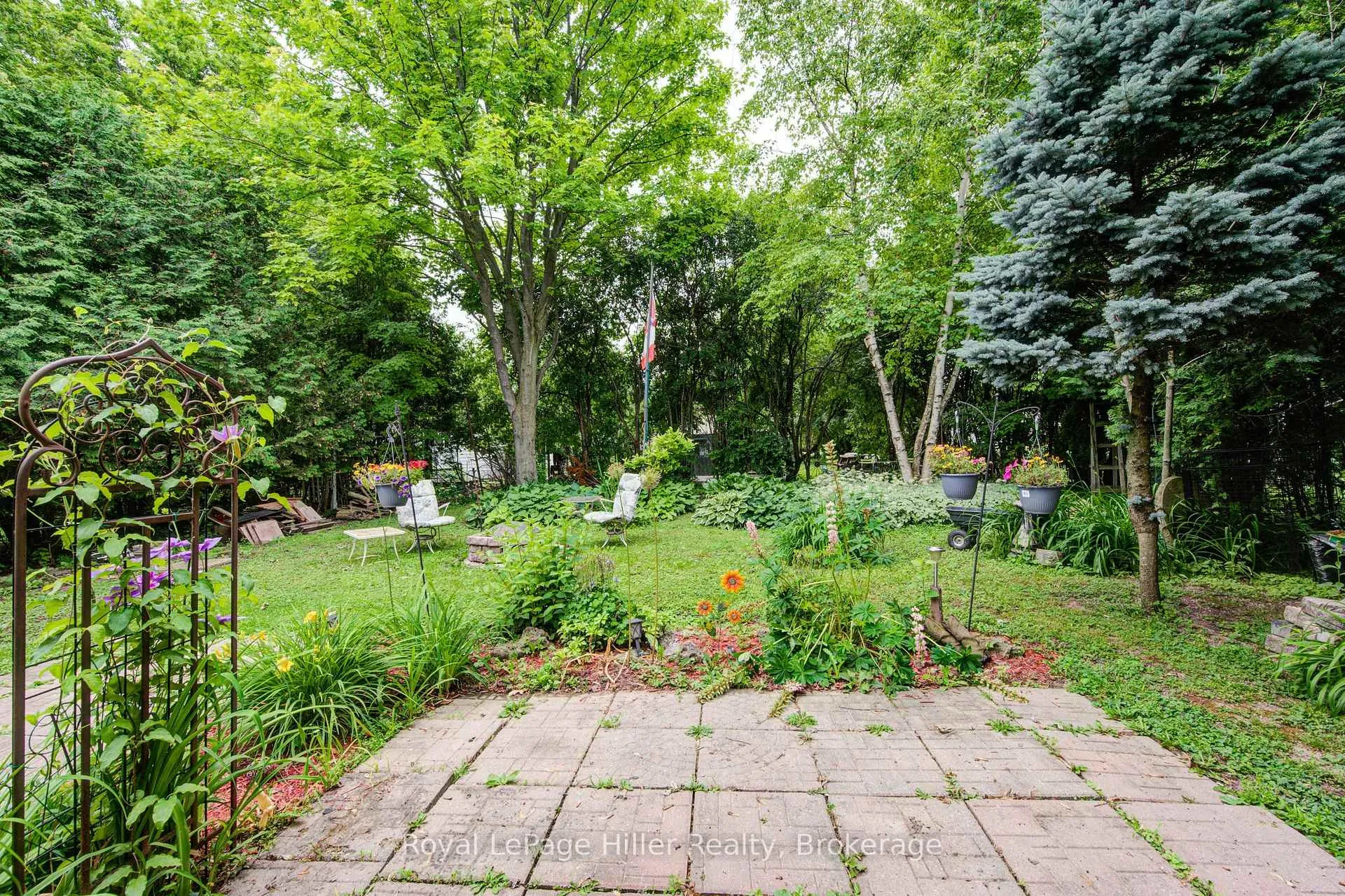 Photo 34 of 174 Birch Street, Perth East, Crystal Lake — HOMEH