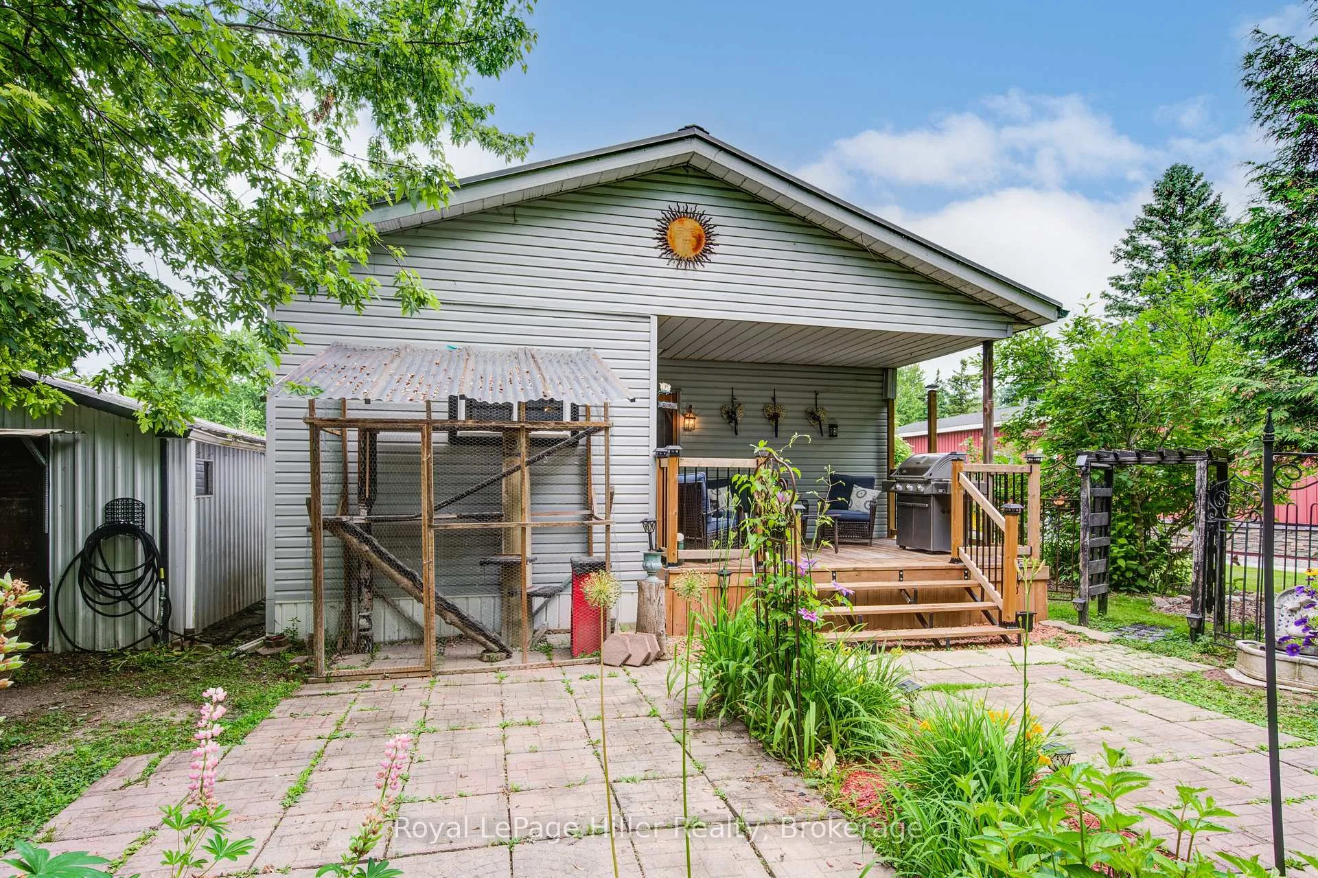 Photo 35 of 174 Birch Street, Perth East, Crystal Lake — HOMEH