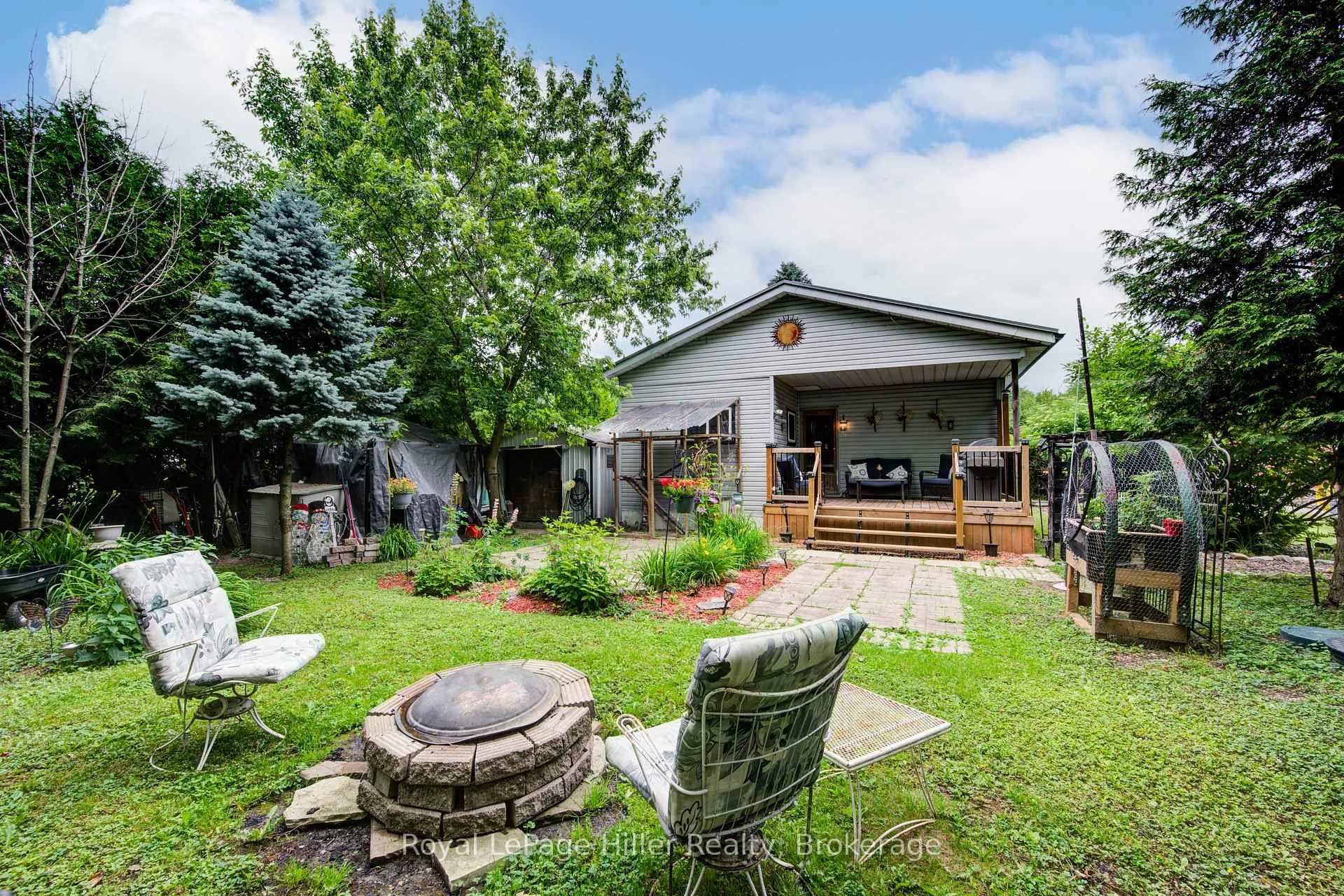 Photo 36 of 174 Birch Street, Perth East, Crystal Lake — HOMEH