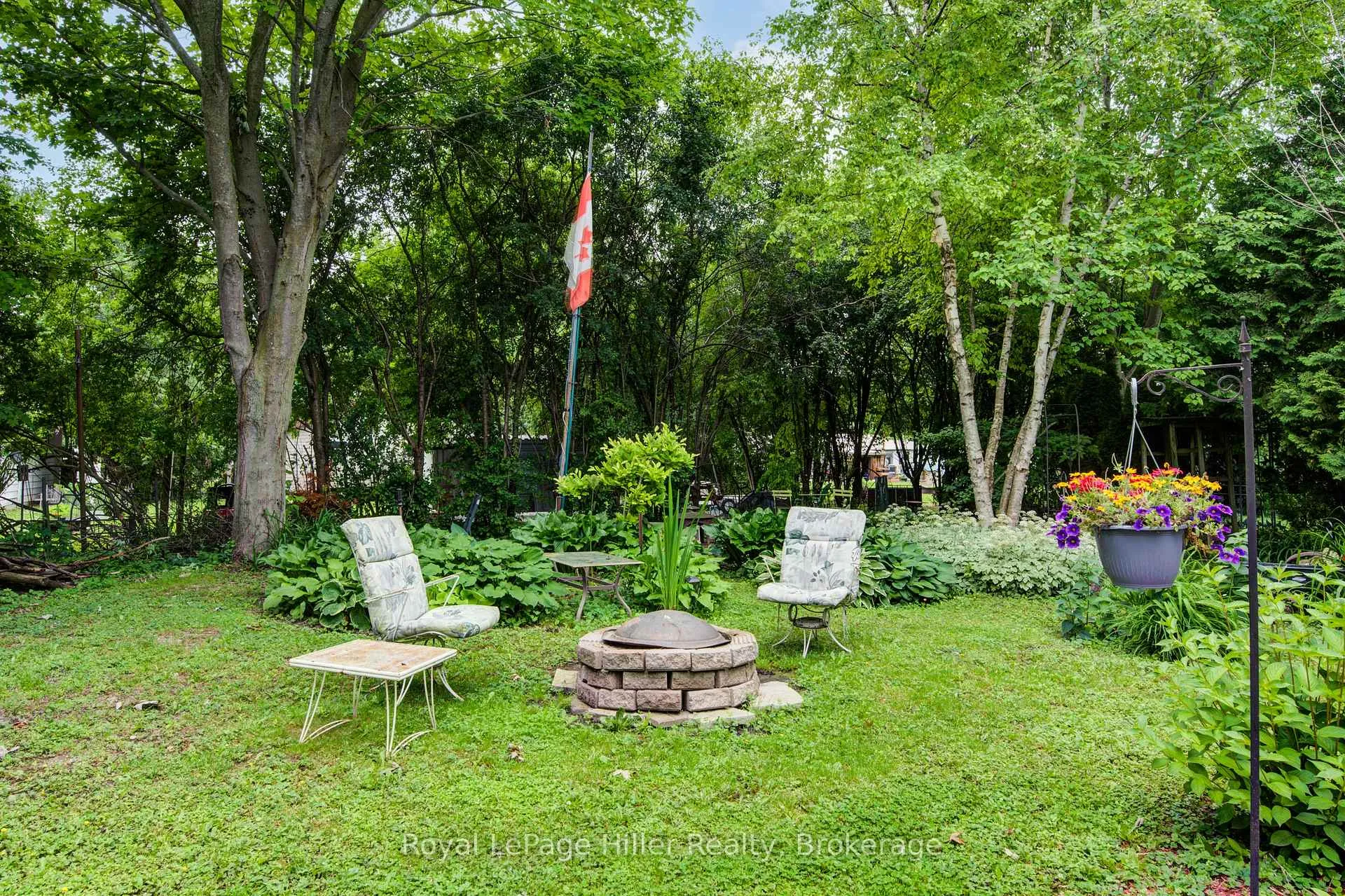 Photo 38 of 174 Birch Street, Perth East, Crystal Lake — HOMEH