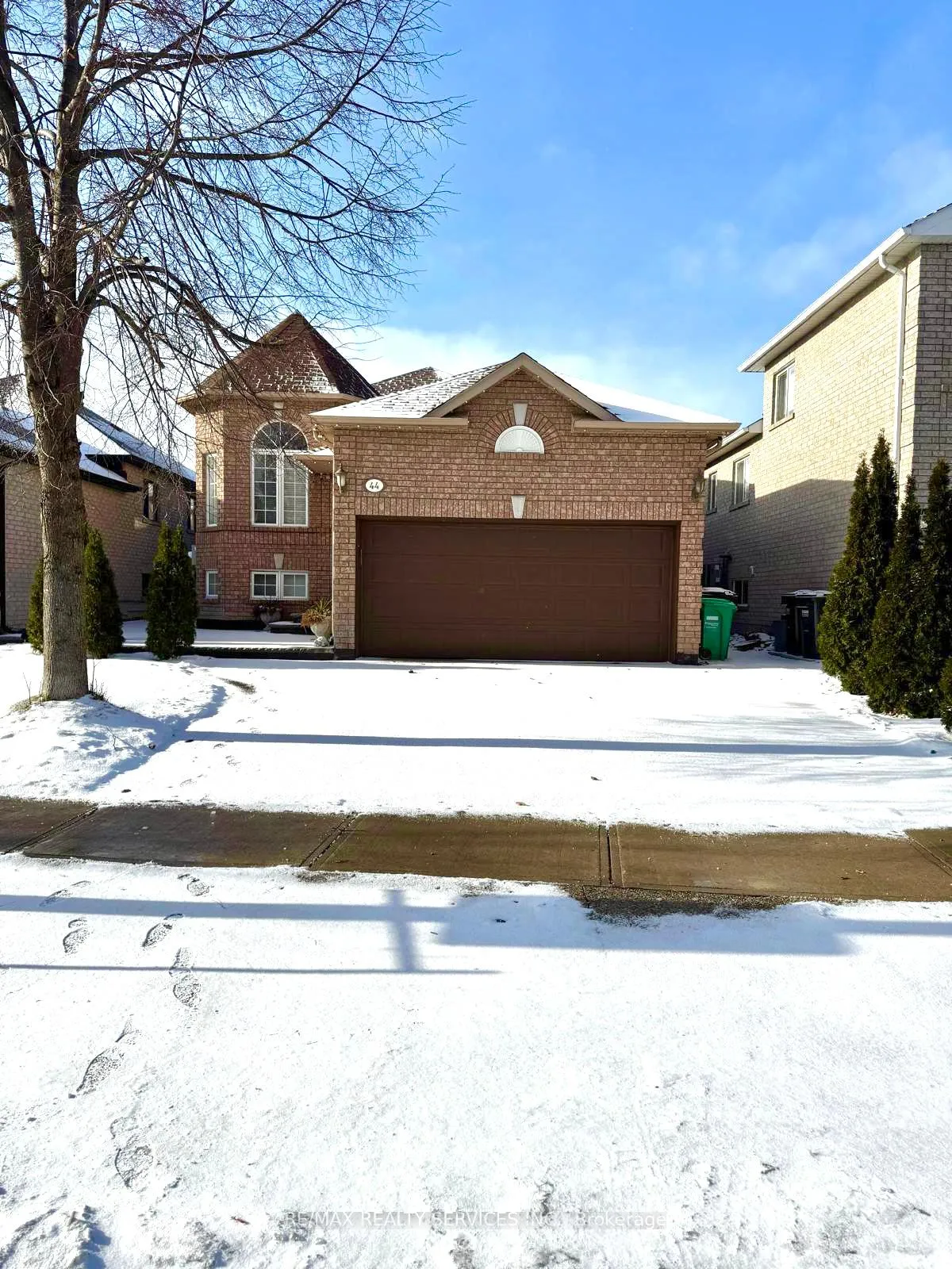 Photo 3 of 44 Edgar Road, Caledon, Bolton East — HOMEH