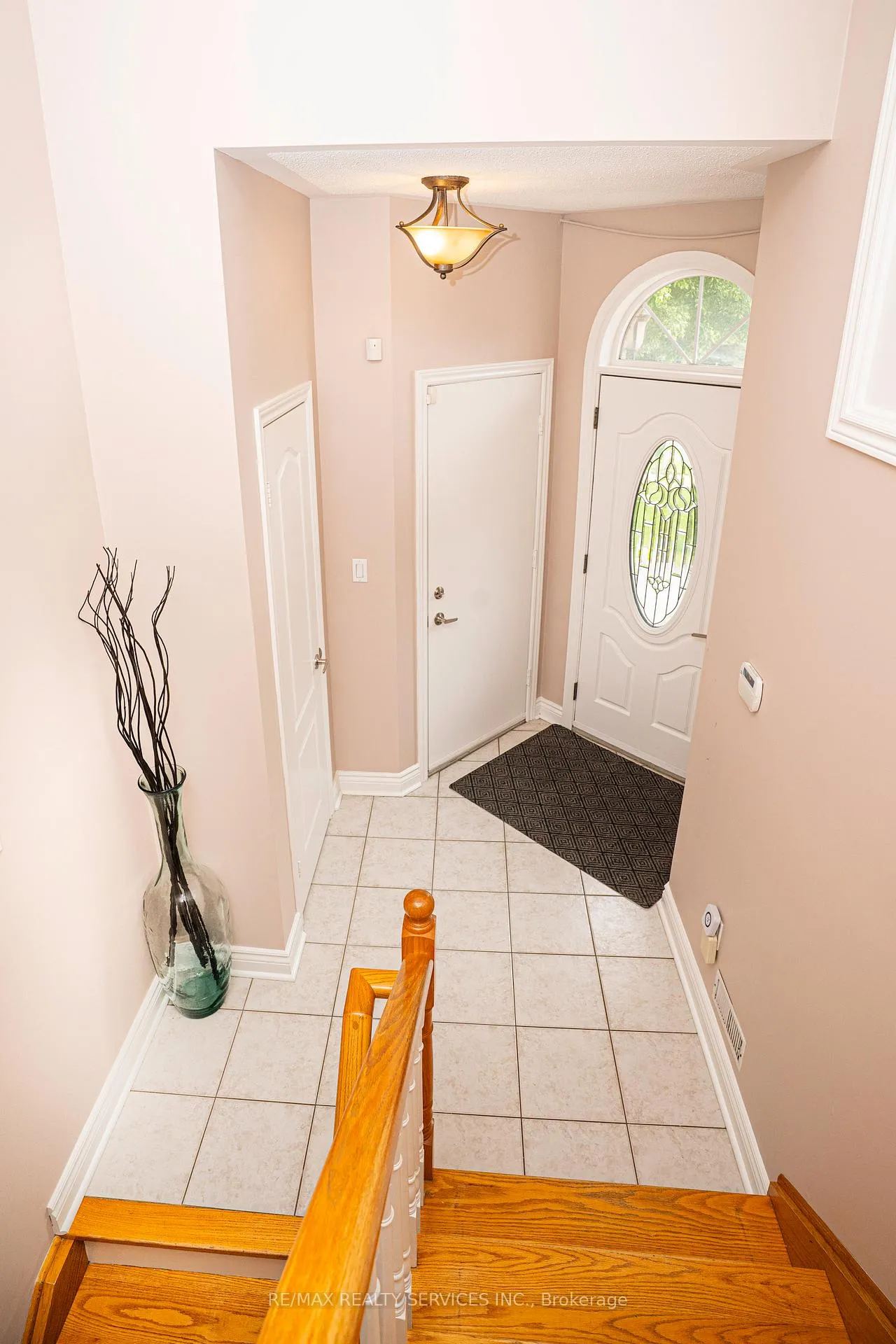 Photo 4 of 44 Edgar Road, Caledon, Bolton East — HOMEH