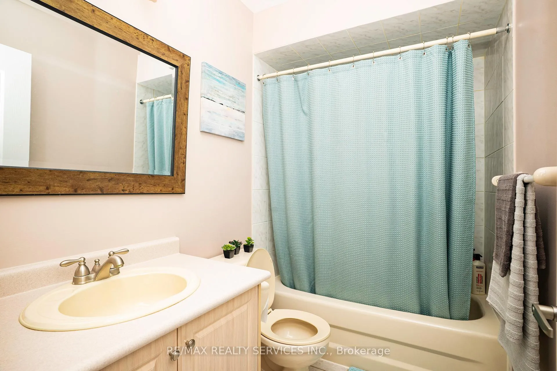 Photo 15 of 44 Edgar Road, Caledon, Bolton East — HOMEH