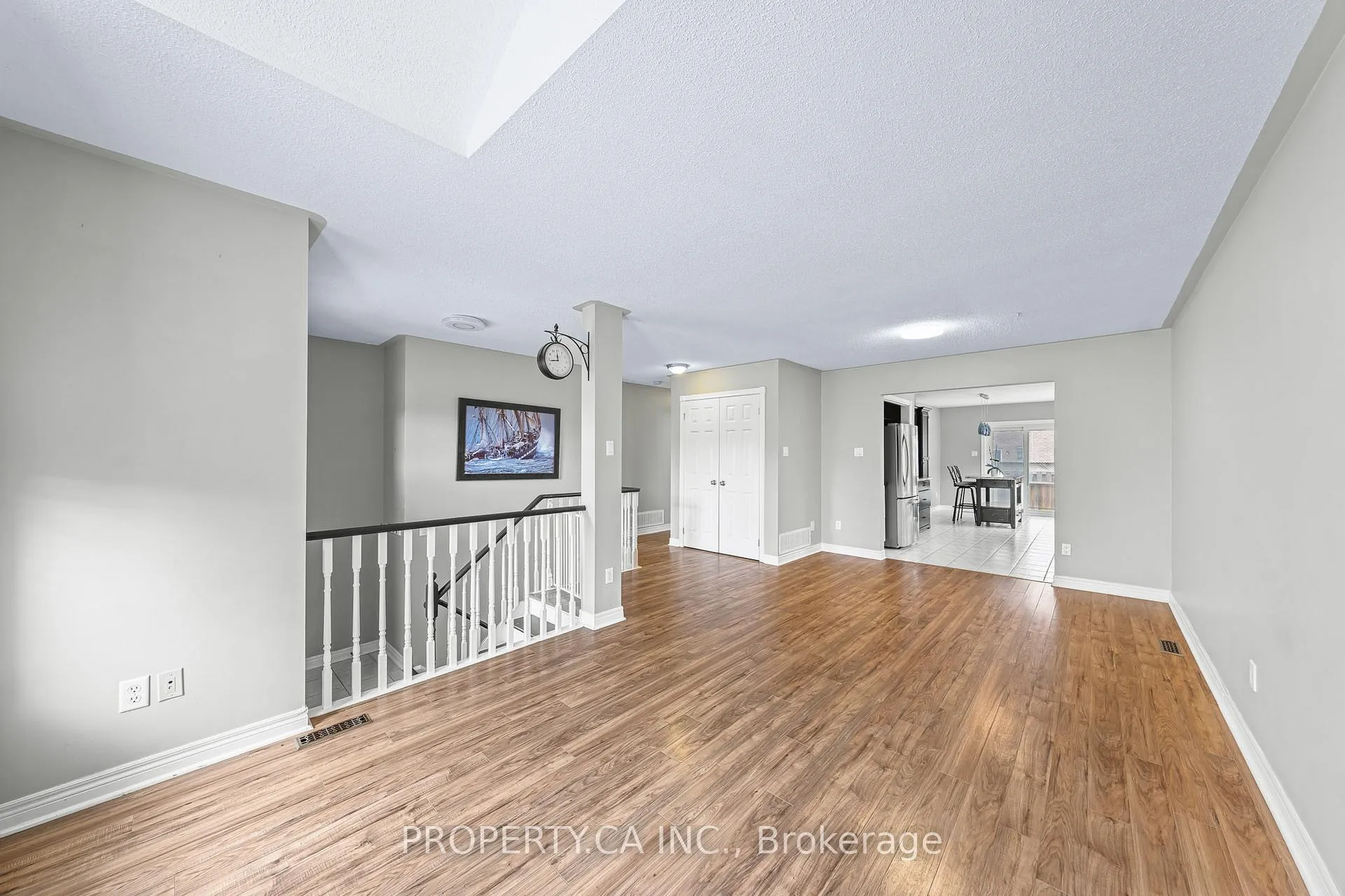 Photo 5 of 23 Kraus Road, Barrie, Edgehill Drive — HOMEH