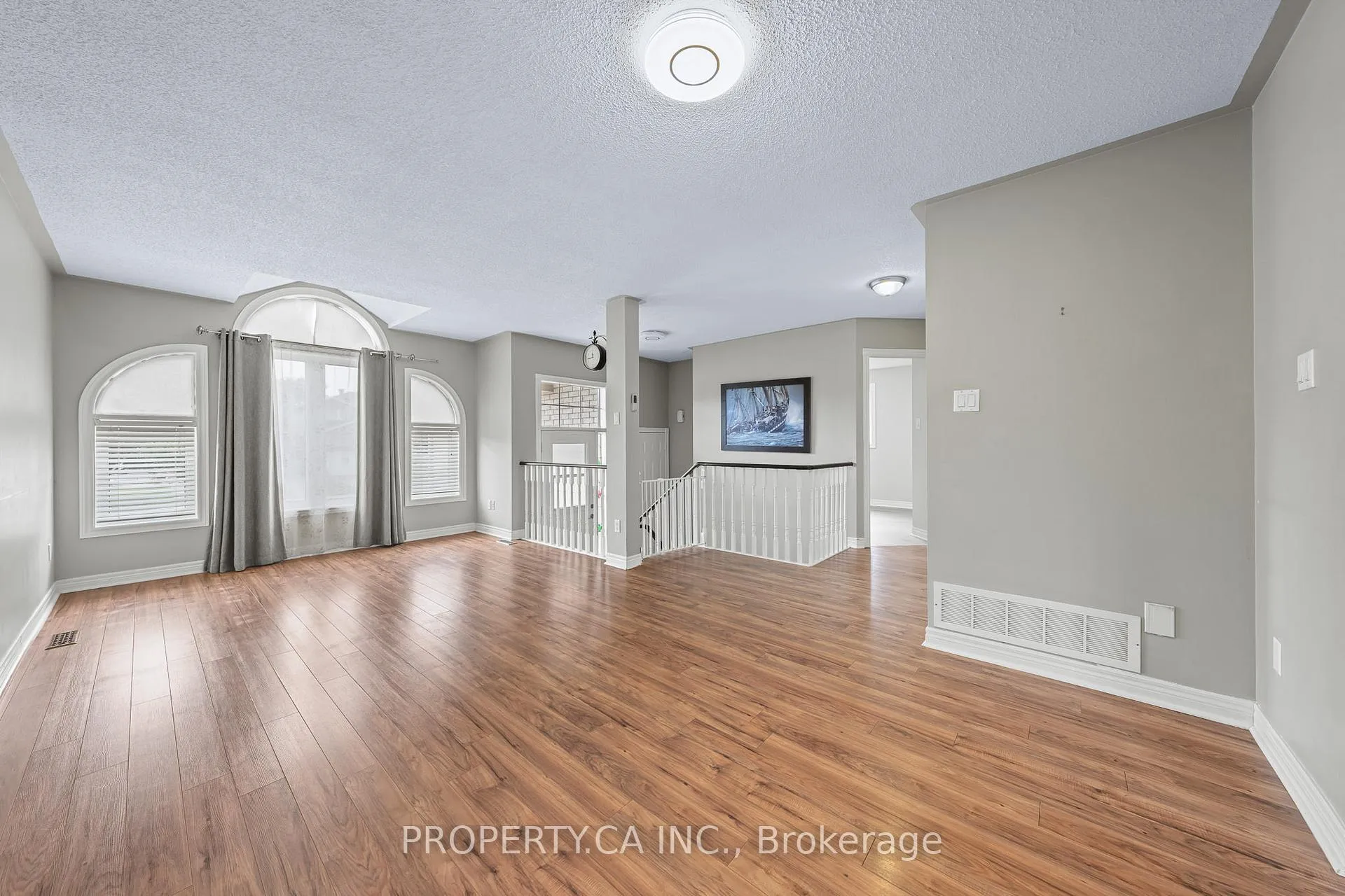 Photo 7 of 23 Kraus Road, Barrie, Edgehill Drive — HOMEH