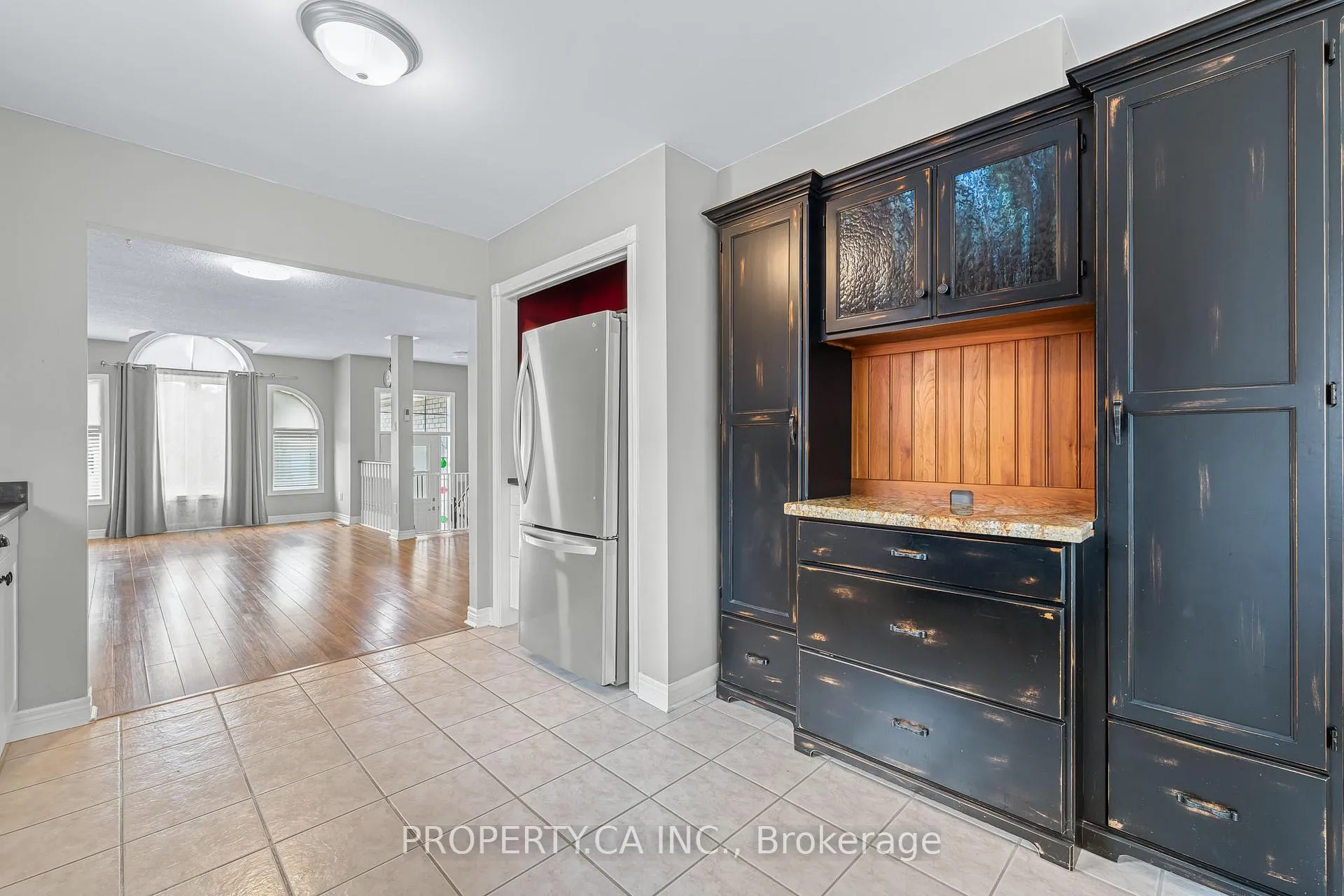 Photo 12 of 23 Kraus Road, Barrie, Edgehill Drive — HOMEH