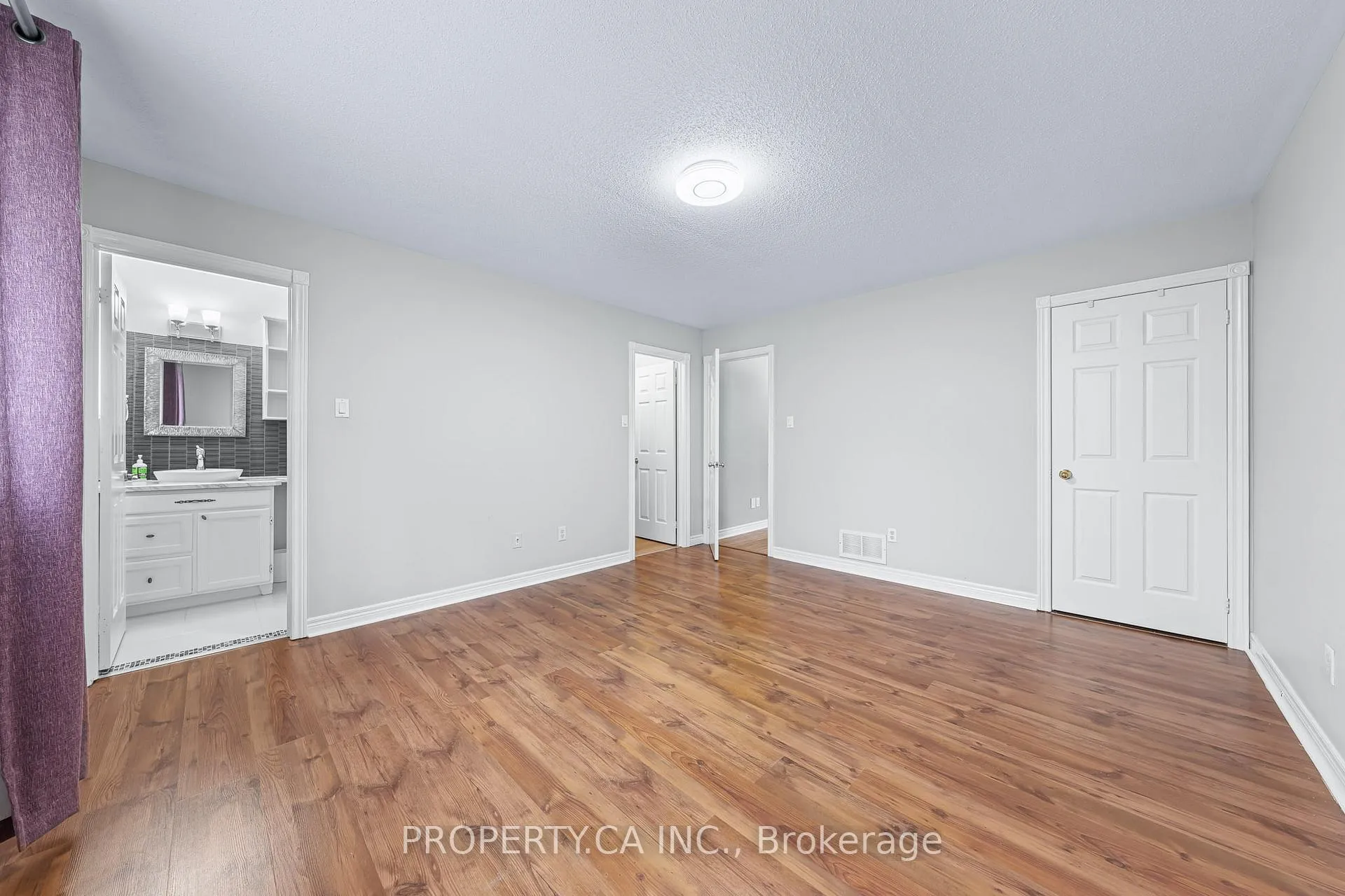 Photo 18 of 23 Kraus Road, Barrie, Edgehill Drive — HOMEH