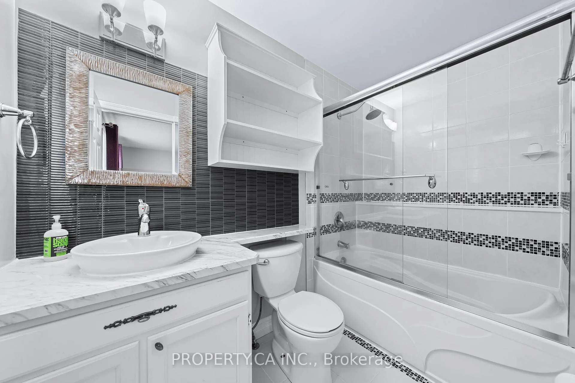 Photo 19 of 23 Kraus Road, Barrie, Edgehill Drive — HOMEH