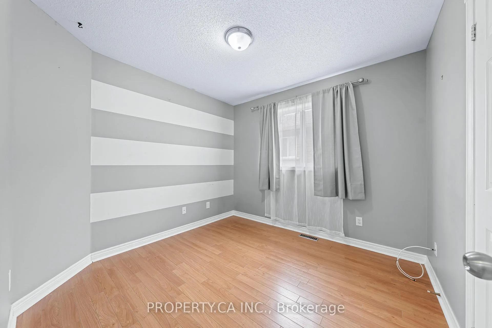 Photo 23 of 23 Kraus Road, Barrie, Edgehill Drive — HOMEH