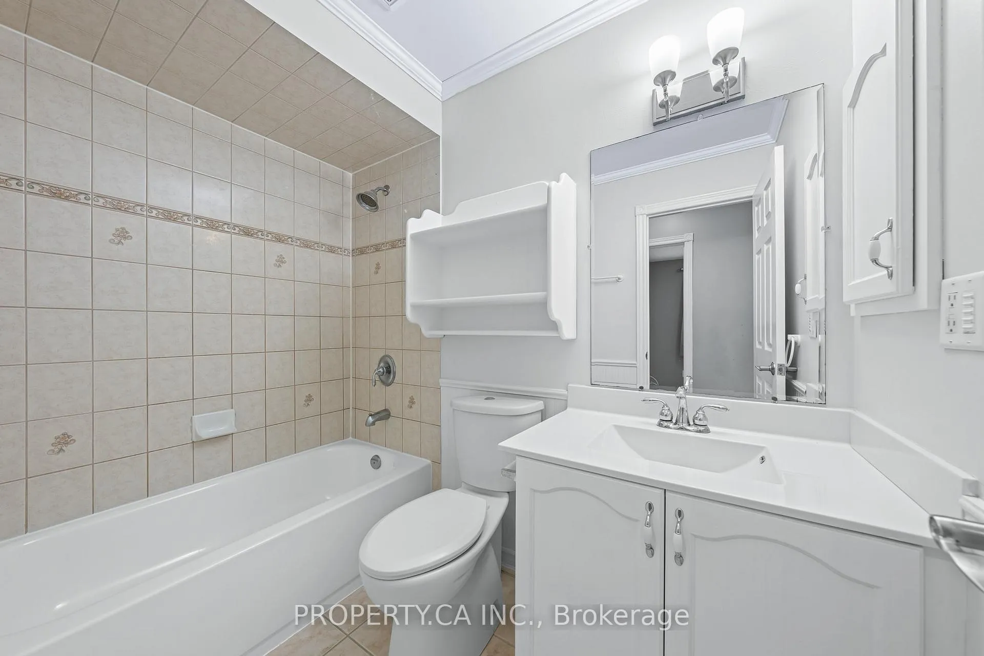 Photo 24 of 23 Kraus Road, Barrie, Edgehill Drive — HOMEH