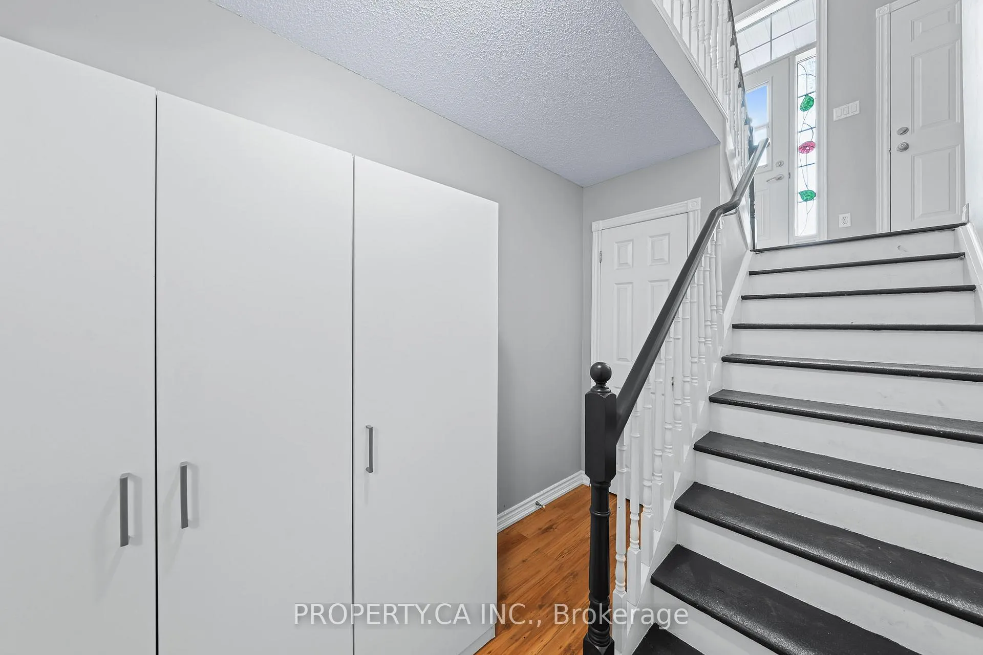 Photo 26 of 23 Kraus Road, Barrie, Edgehill Drive — HOMEH