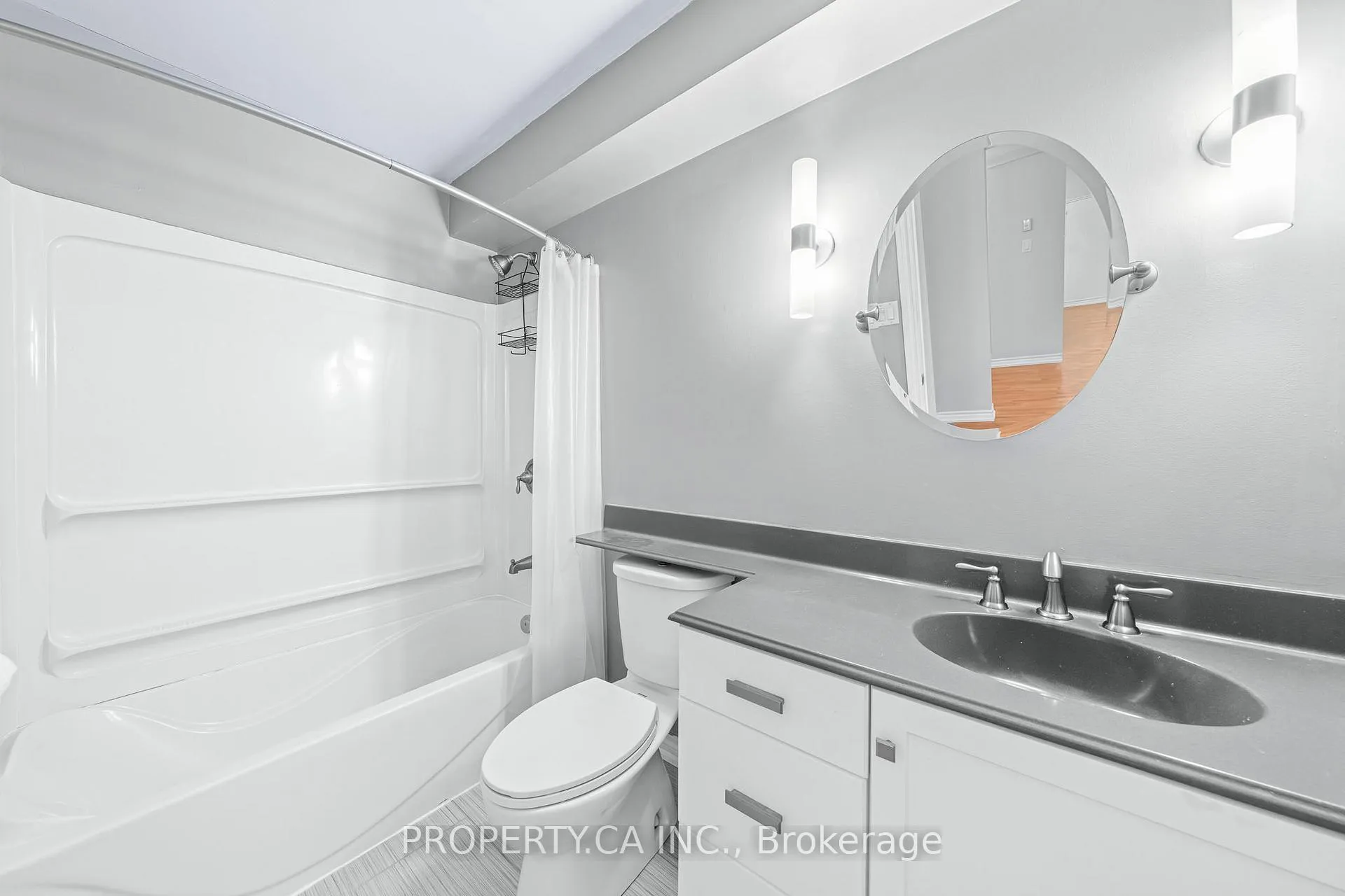 Photo 29 of 23 Kraus Road, Barrie, Edgehill Drive — HOMEH