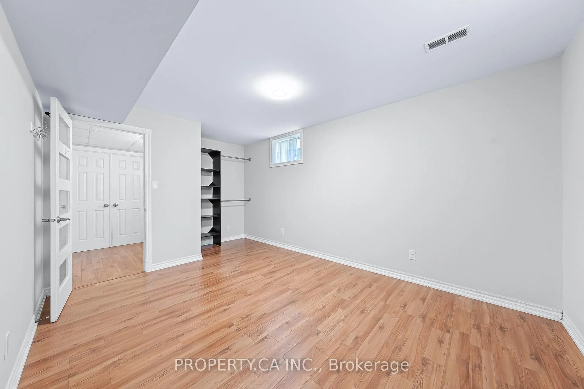 Photo 33 of 23 Kraus Road, Barrie, Edgehill Drive — HOMEH