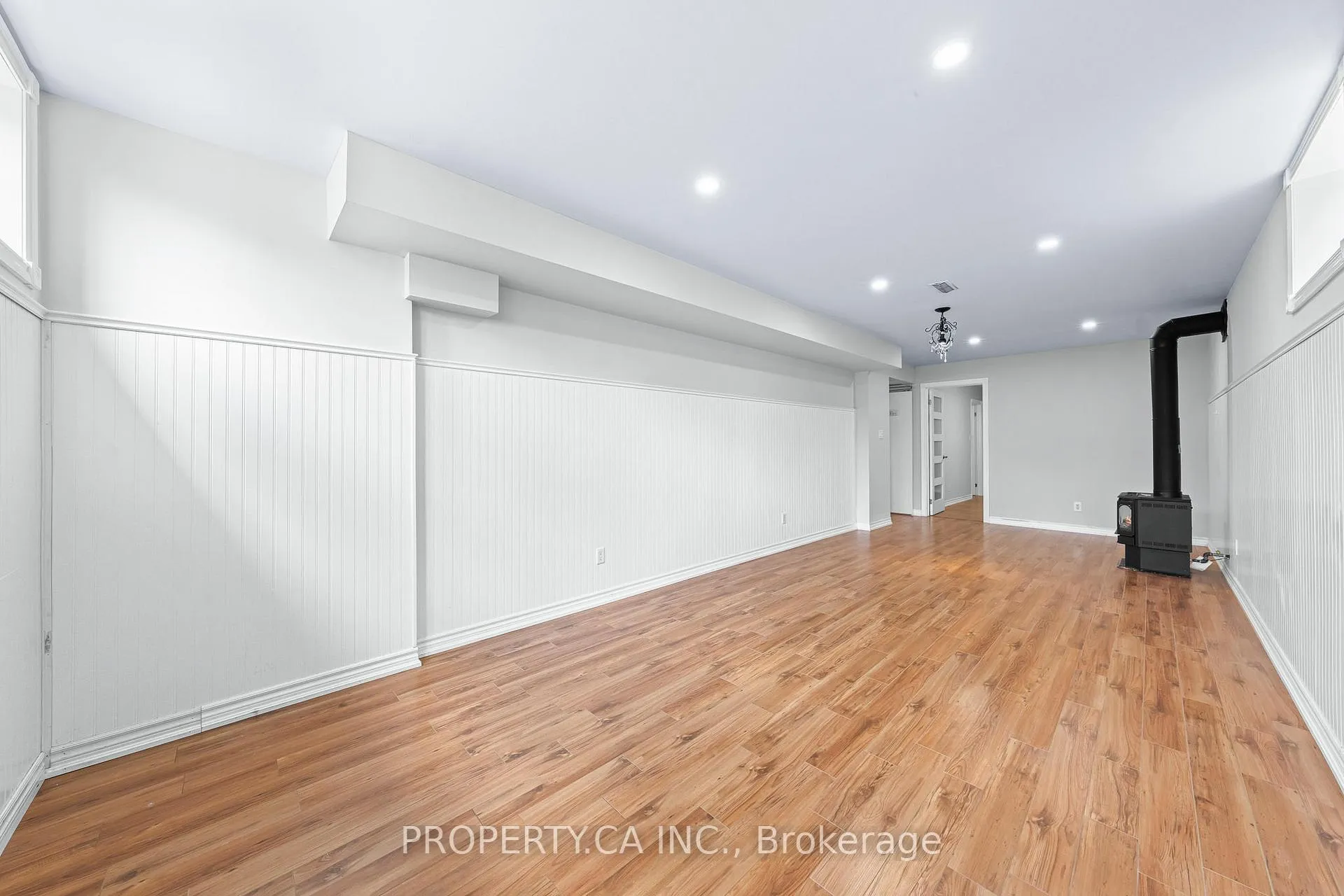 Photo 37 of 23 Kraus Road, Barrie, Edgehill Drive — HOMEH