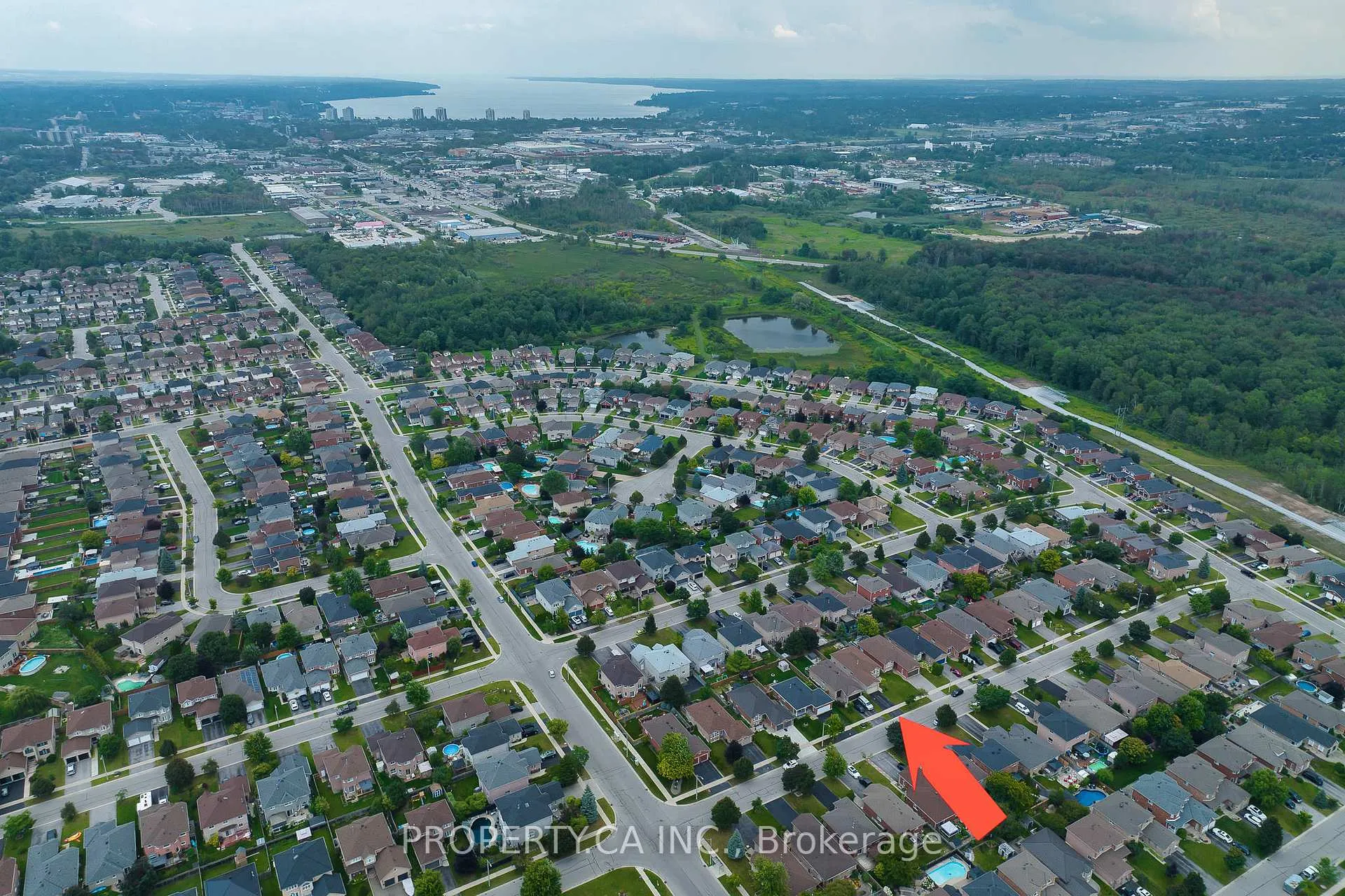 Photo 40 of 23 Kraus Road, Barrie, Edgehill Drive — HOMEH